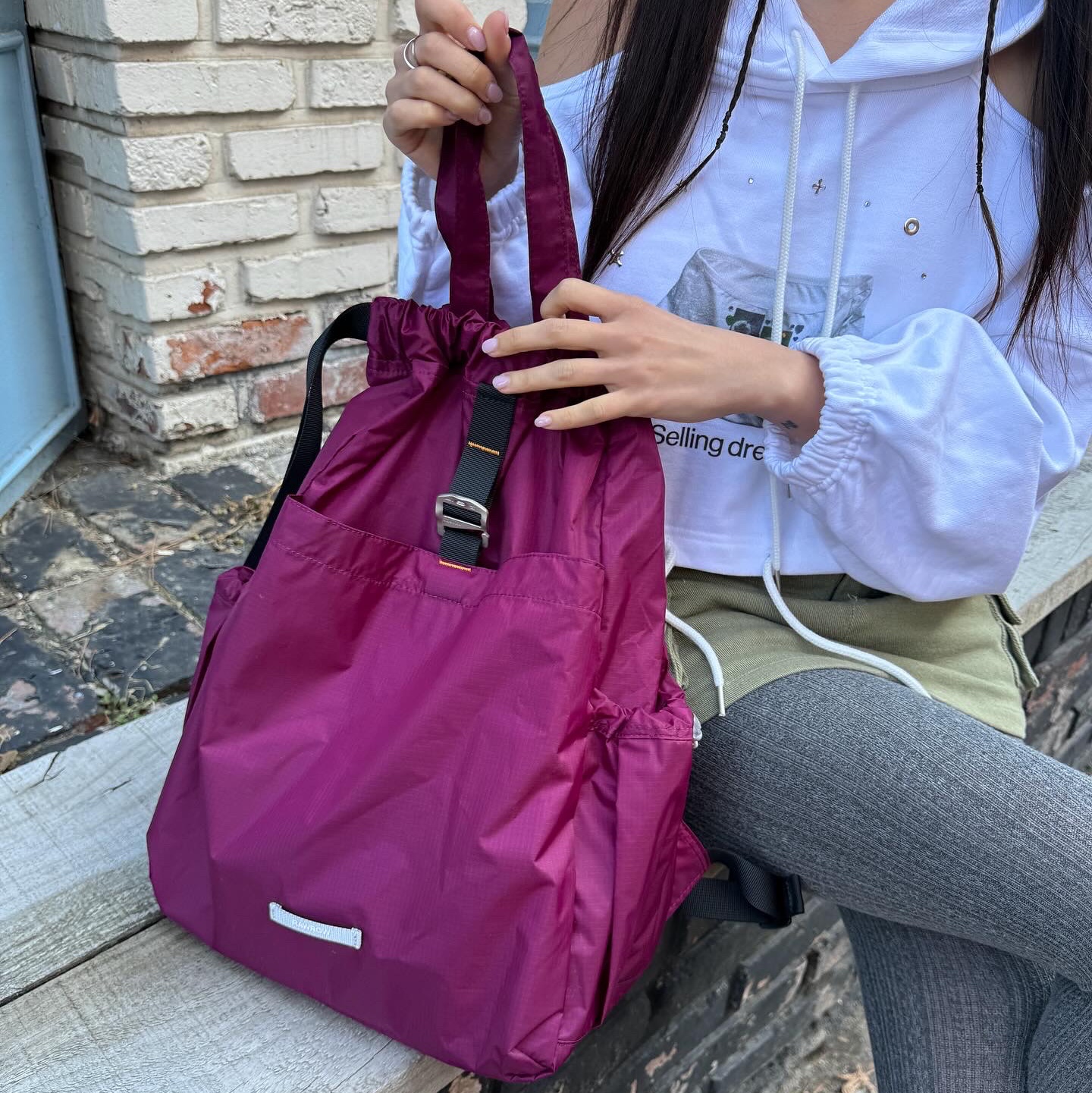 RAWROW Travel String Backpack Mini 720 Purple 착용 스타일 - 4
