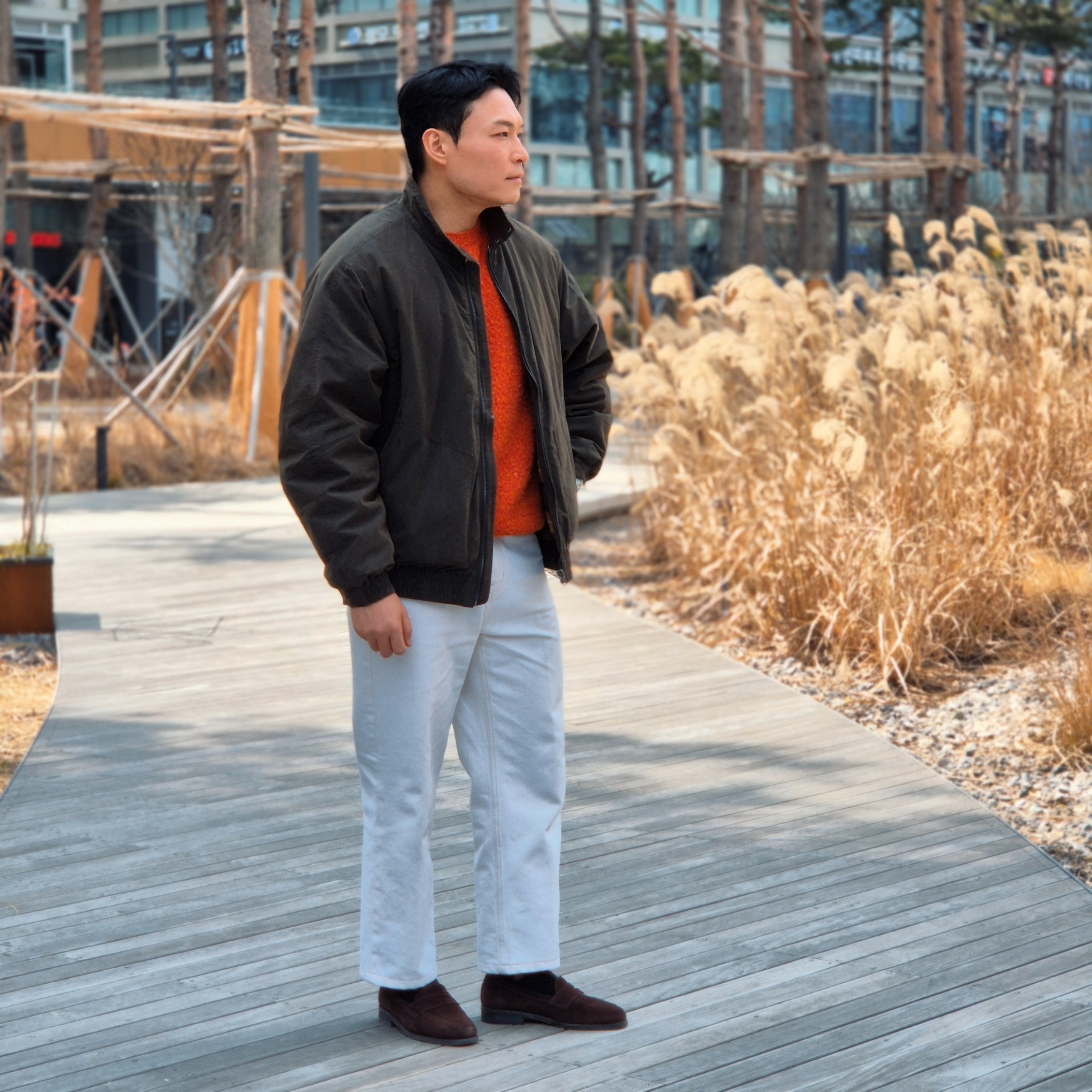 Harley of Scotland Shaggy Dog Crewneck Sweater Mushroom 착용 스타일 - 1