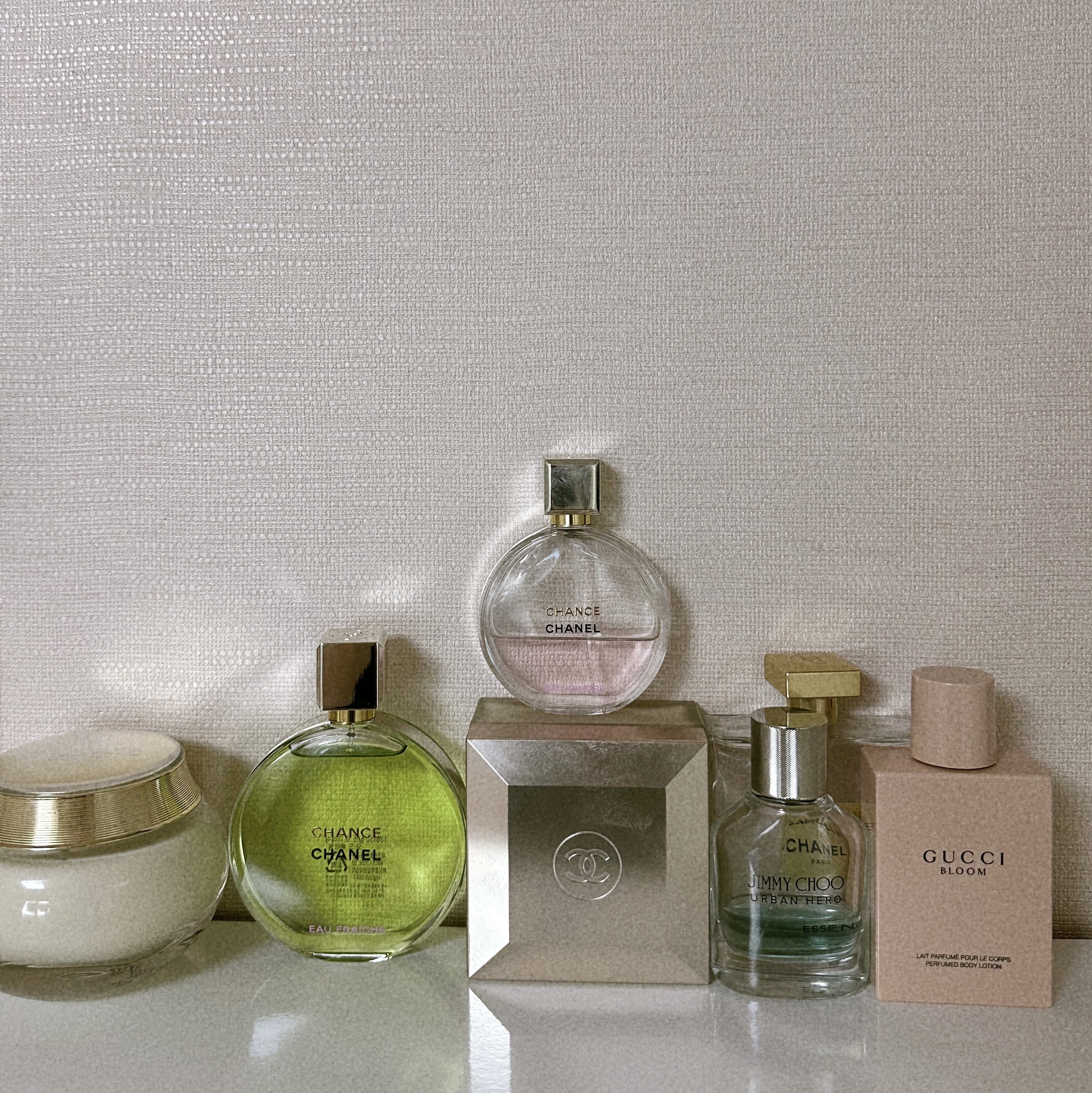 Chanel Gabrielle Chanel Eau De Parfum 100ml, Chanel Chance Eau Tendre Eau De Parfum 50ml 착용 스타일