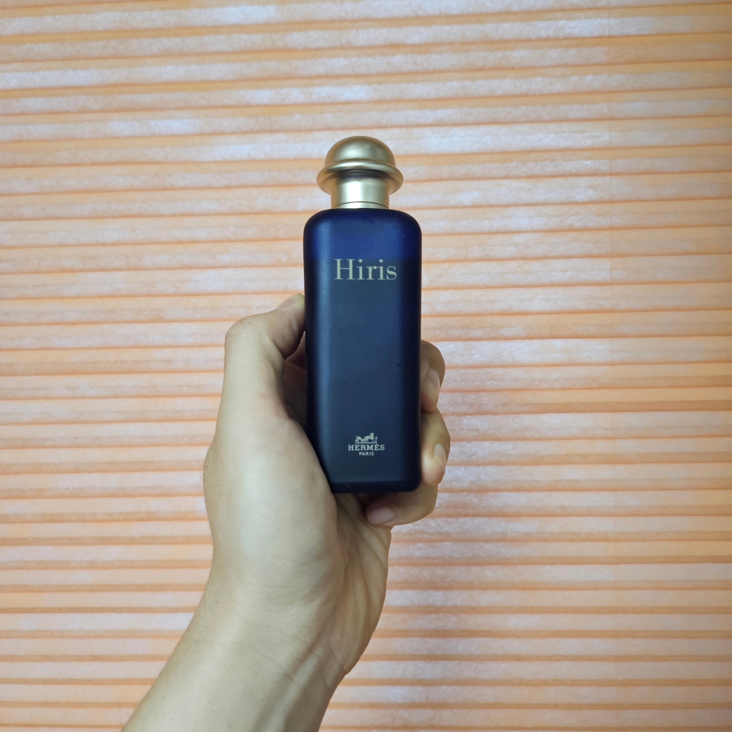 Hermes Maillons En Vogue Tie Ciel Ciel Foncé Ciel Clair, Gucci Loafer with Horsebit Brown Leather 착용 스타일 - 7