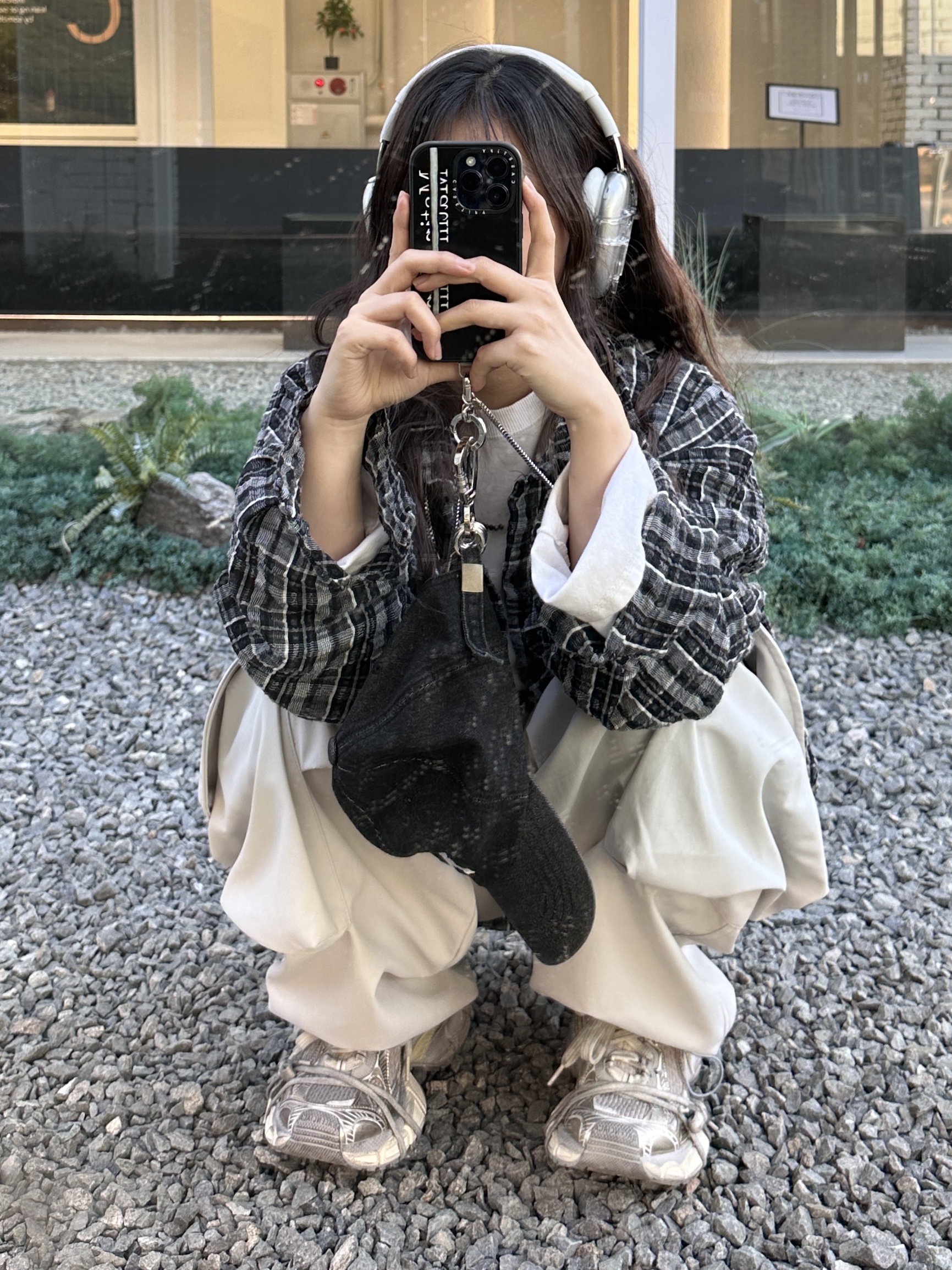 Test Artifact Era Origin Max 002x Clear, Apple AirPods Max Lightning Silver (Korean Ver.) 착용 스타일 - 2