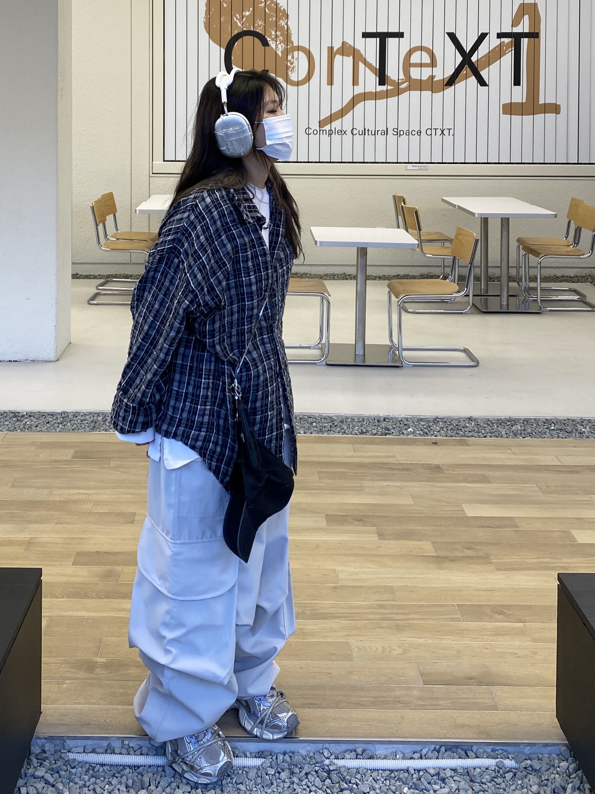 Test Artifact Era Origin Max 002x Clear, Apple AirPods Max Lightning Silver (Korean Ver.) 착용 스타일 - 3