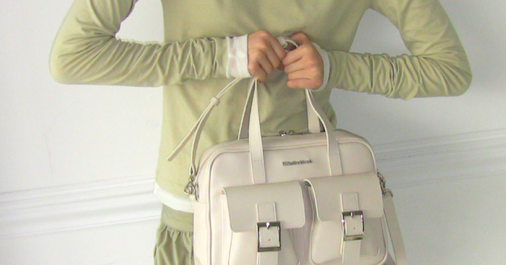 필인더블랭크 피케이 미들 숄더백 카멜 | FILLINTHEBLANK | KREAM