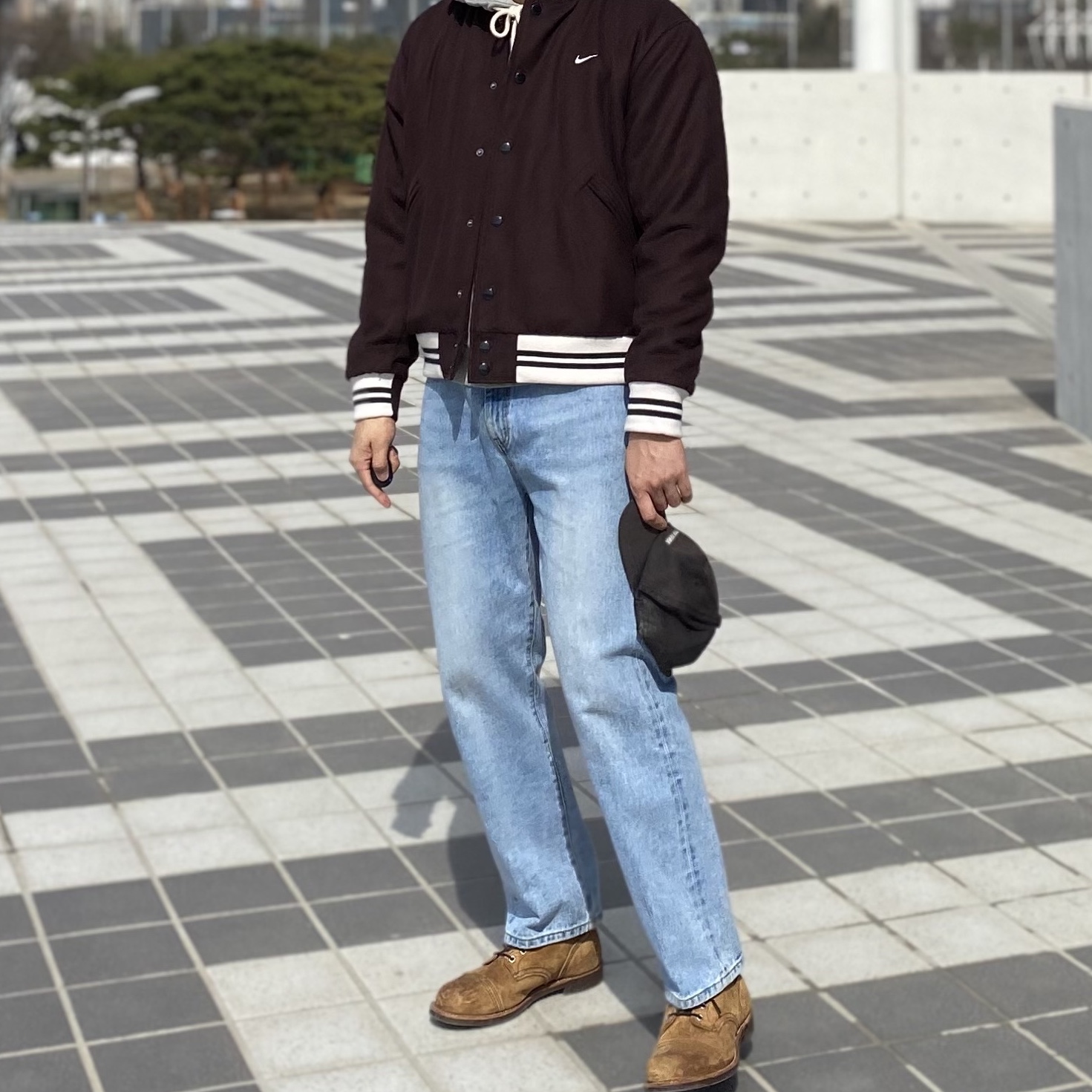 Nike NSW Authentics Varsity Jacket Black - Asia, Red Wing Iron Ranger 8083 Hawthrone Muleskinner - D 착용 스타일 - 2