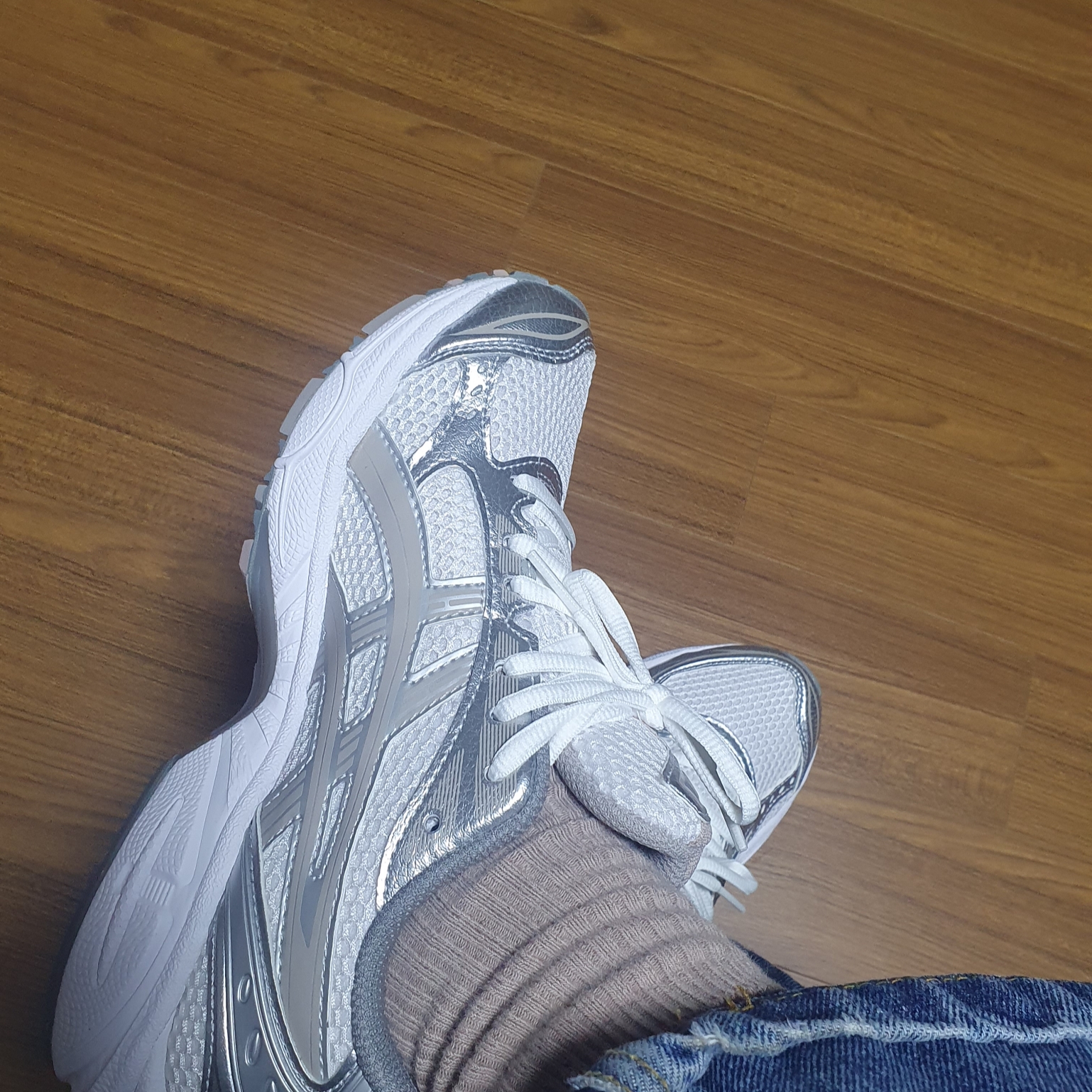 (W) Asics Gel-Kayano 14 White Moonrock 착용 스타일 - 4