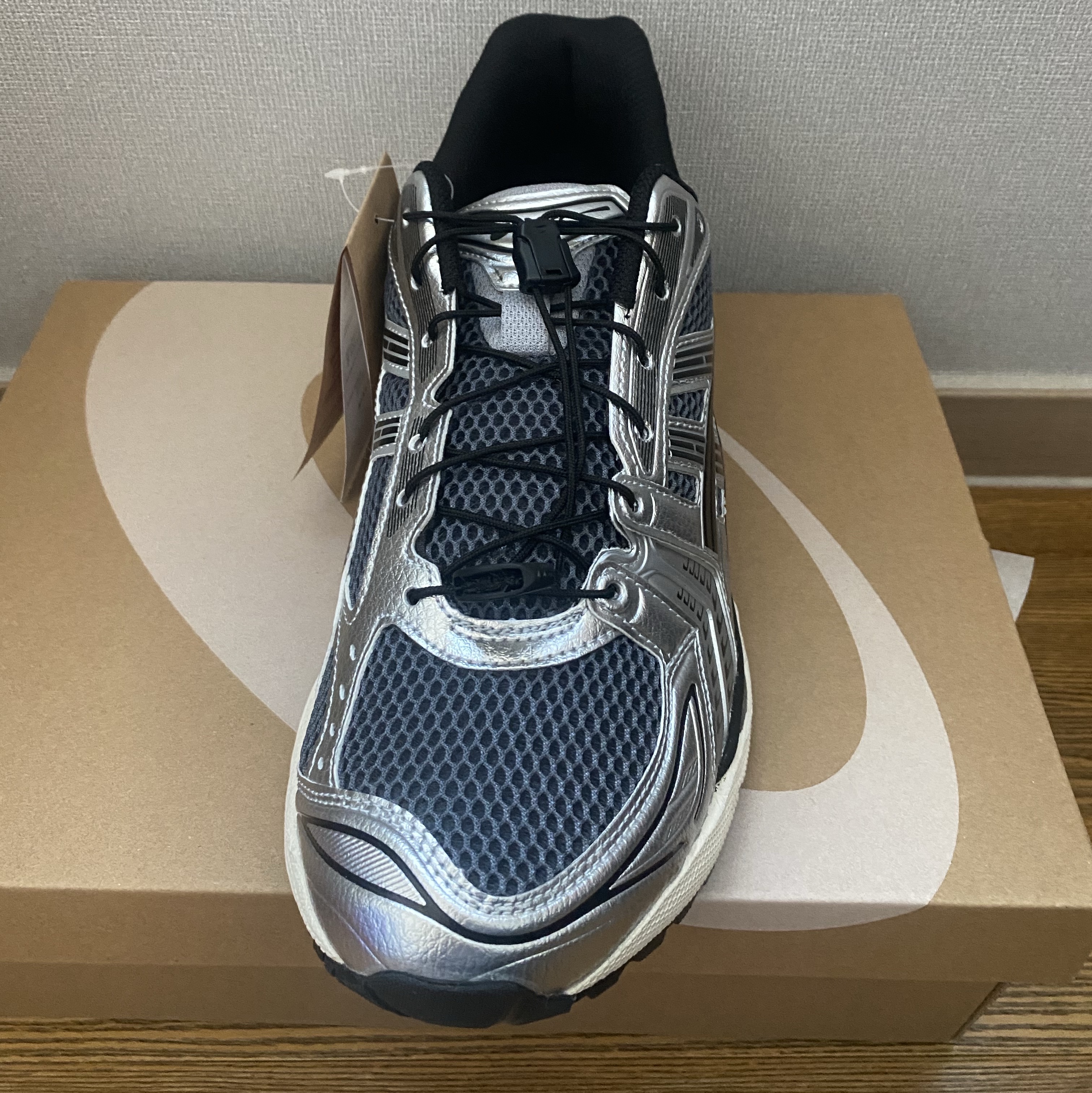 Asics Unlimited Gel-Kayano 14 Carrier Grey Black 착용 스타일 - 2