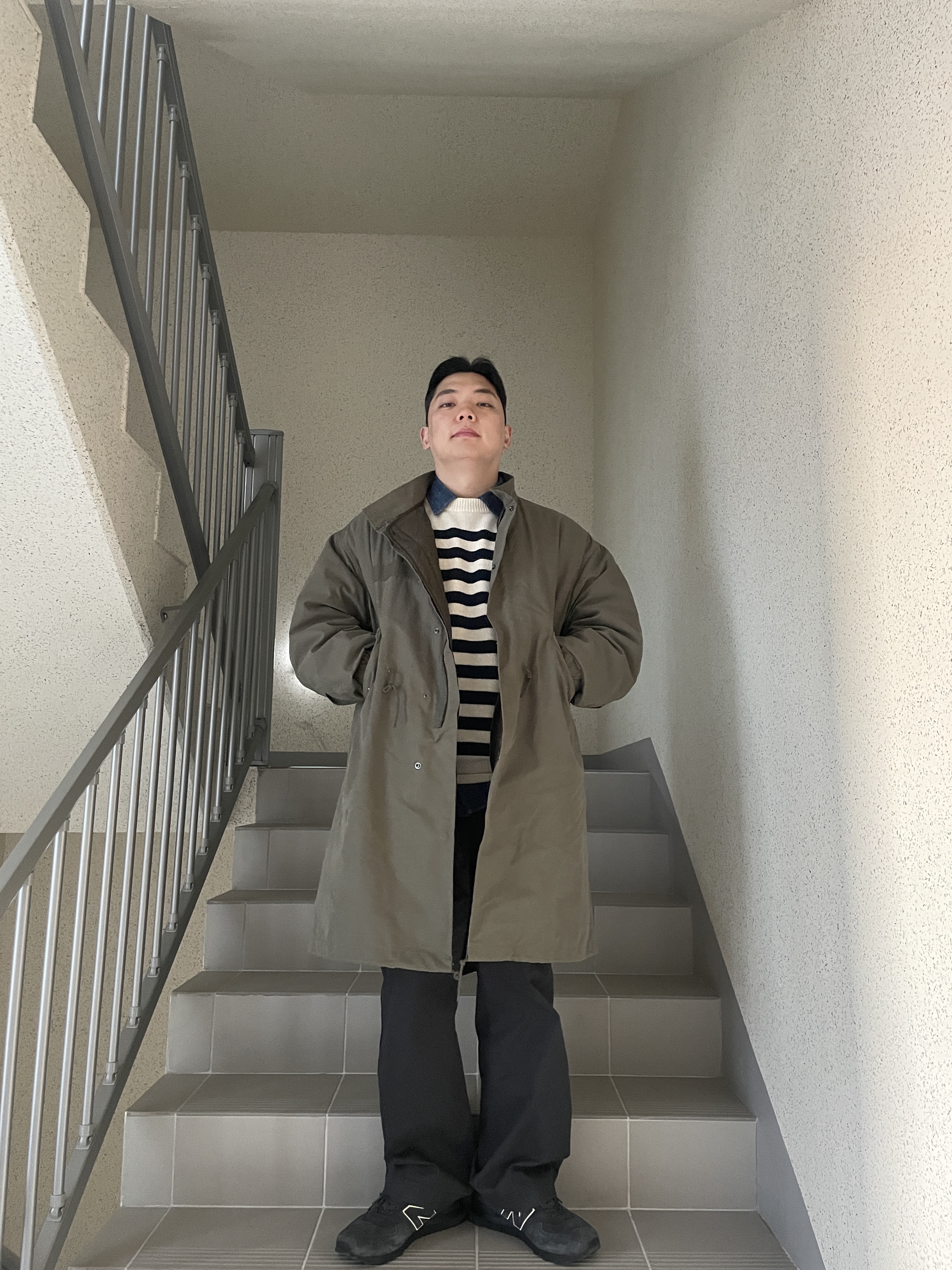 New Balance x Comme des Garcons Junya Watanabe Man 574 Suede Grey Off White 착용 스타일 - 3