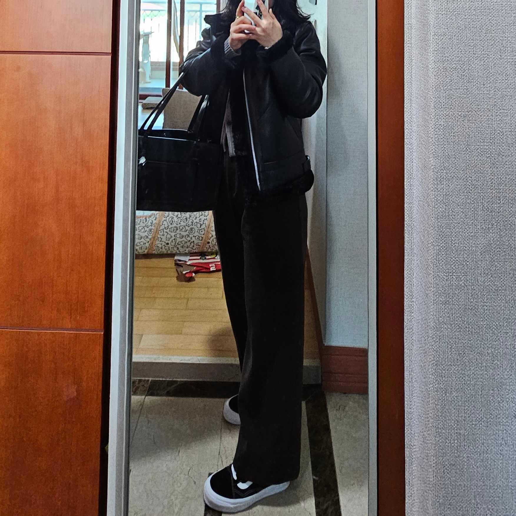 Vans Vault OG Old Skool LX Black 착용 스타일 - 1