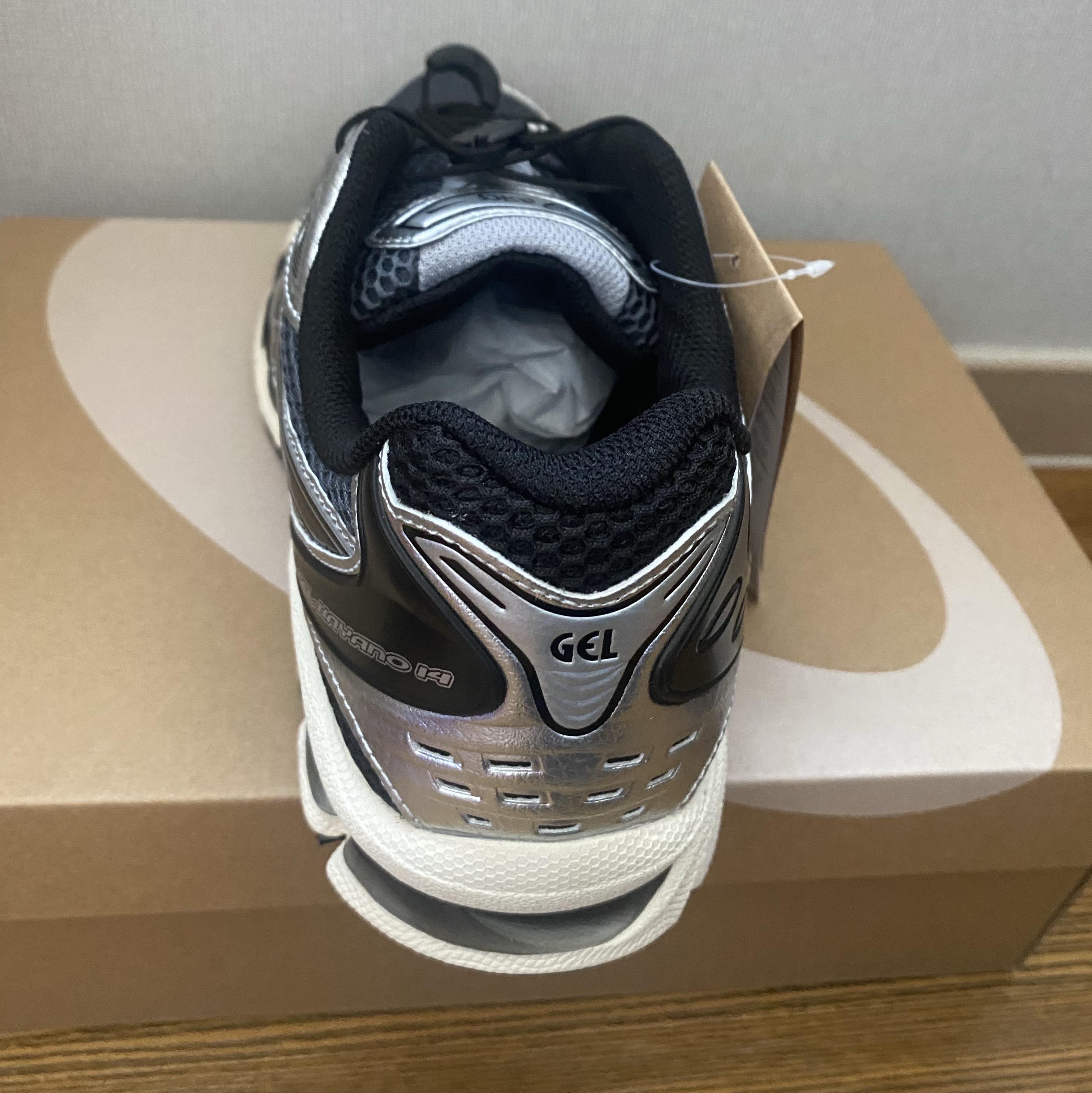 Asics Unlimited Gel-Kayano 14 Carrier Grey Black 착용 스타일 - 3