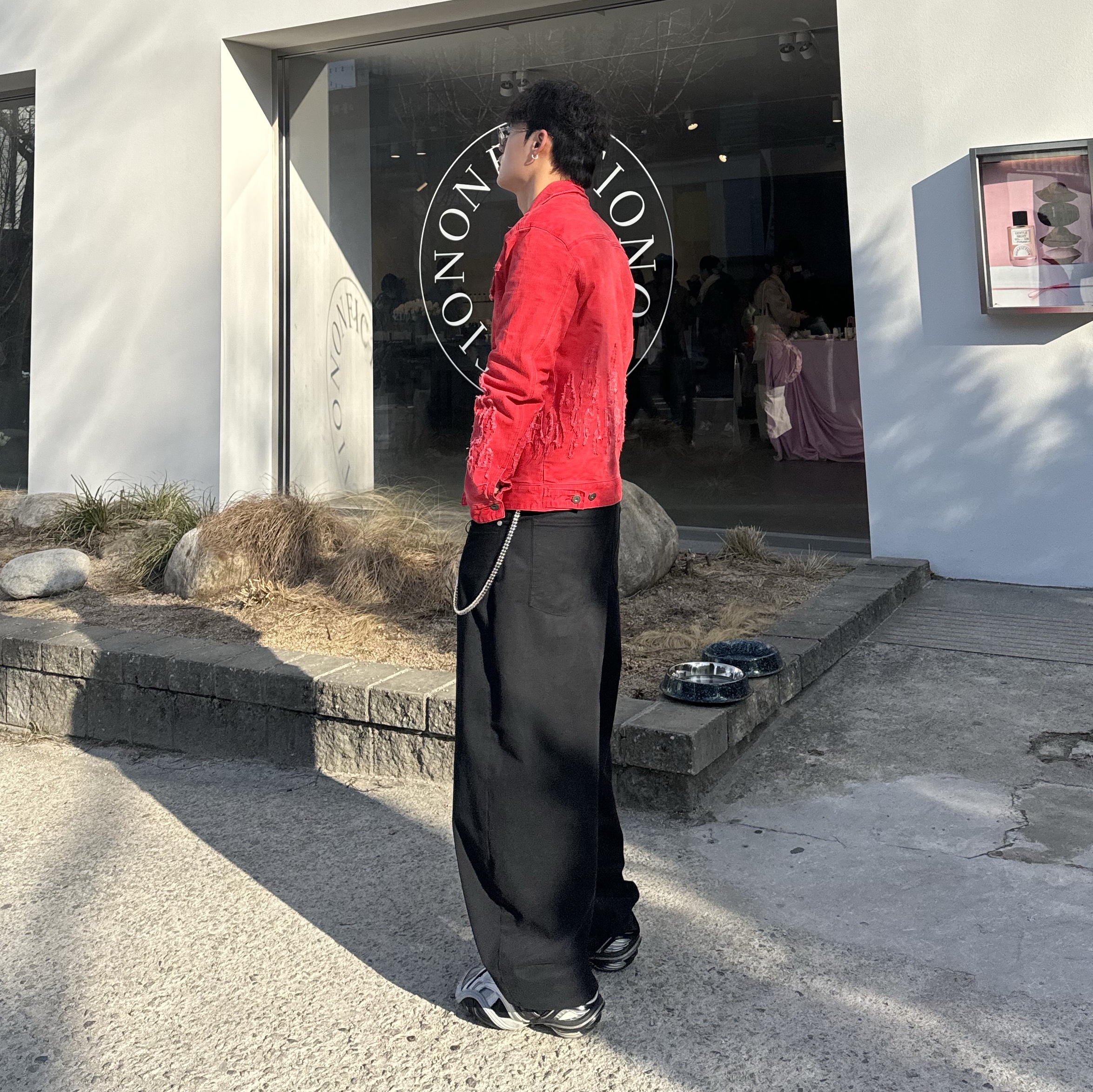 Gentle Monster Ytt 02 Silver, Balenciaga Tyrex Sneakers Black Grey 착용 스타일 - 1