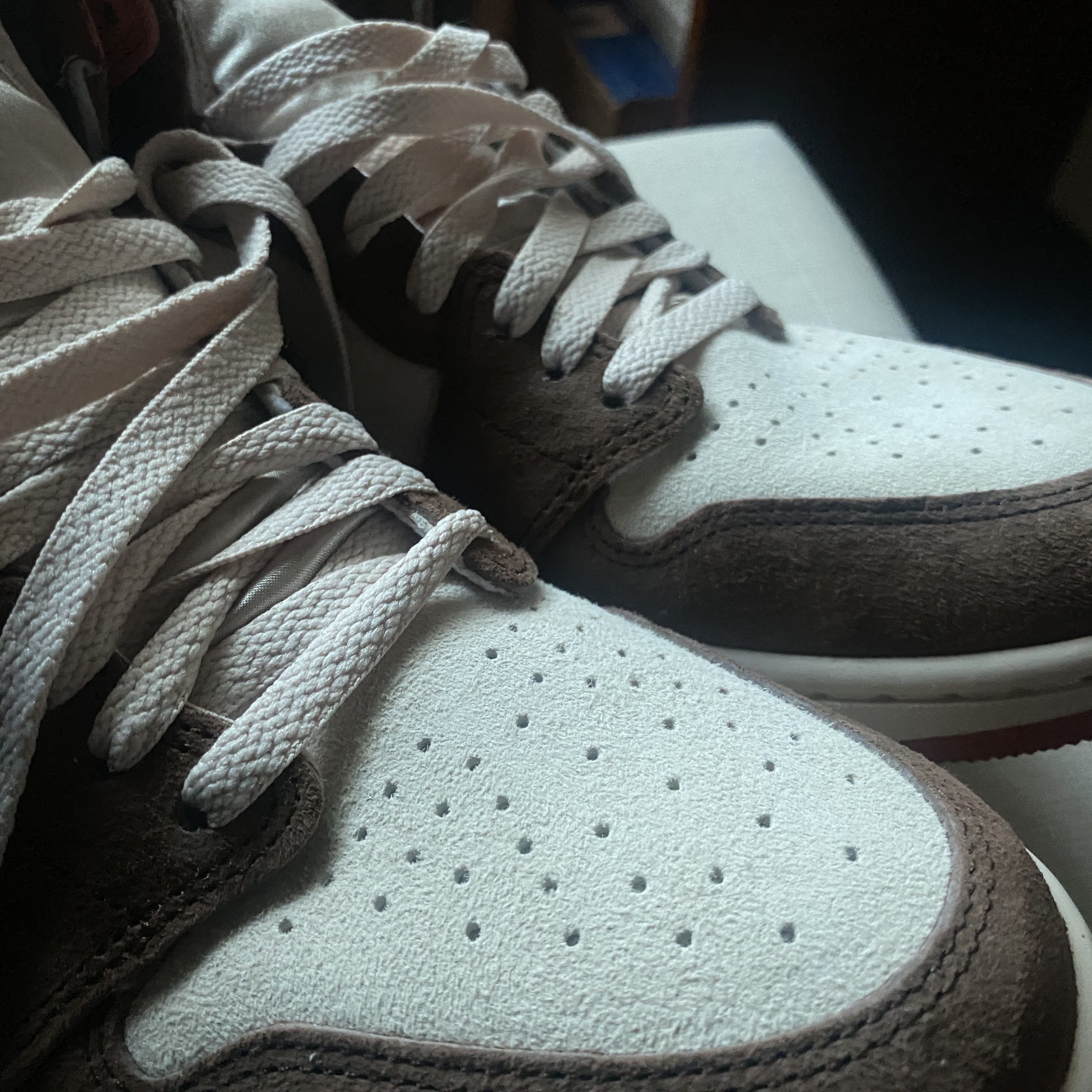 (W) Jordan 1 Retro High OG SP Cacao Wow Sanddrift 착용 스타일