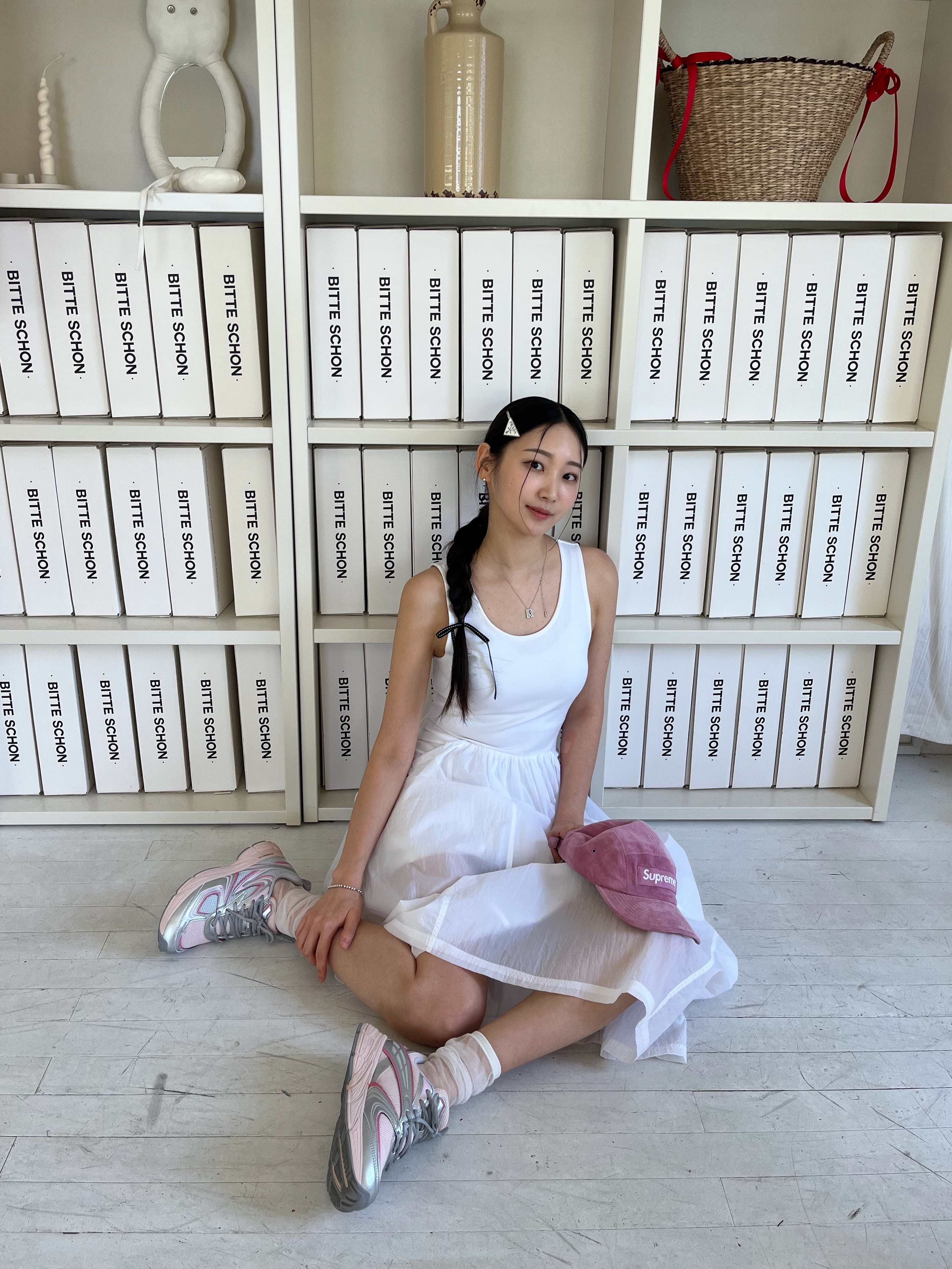 (W) Prada Metal Hair Clips White, Supreme Suede Camp Cap Pink - 23SS 착용 스타일