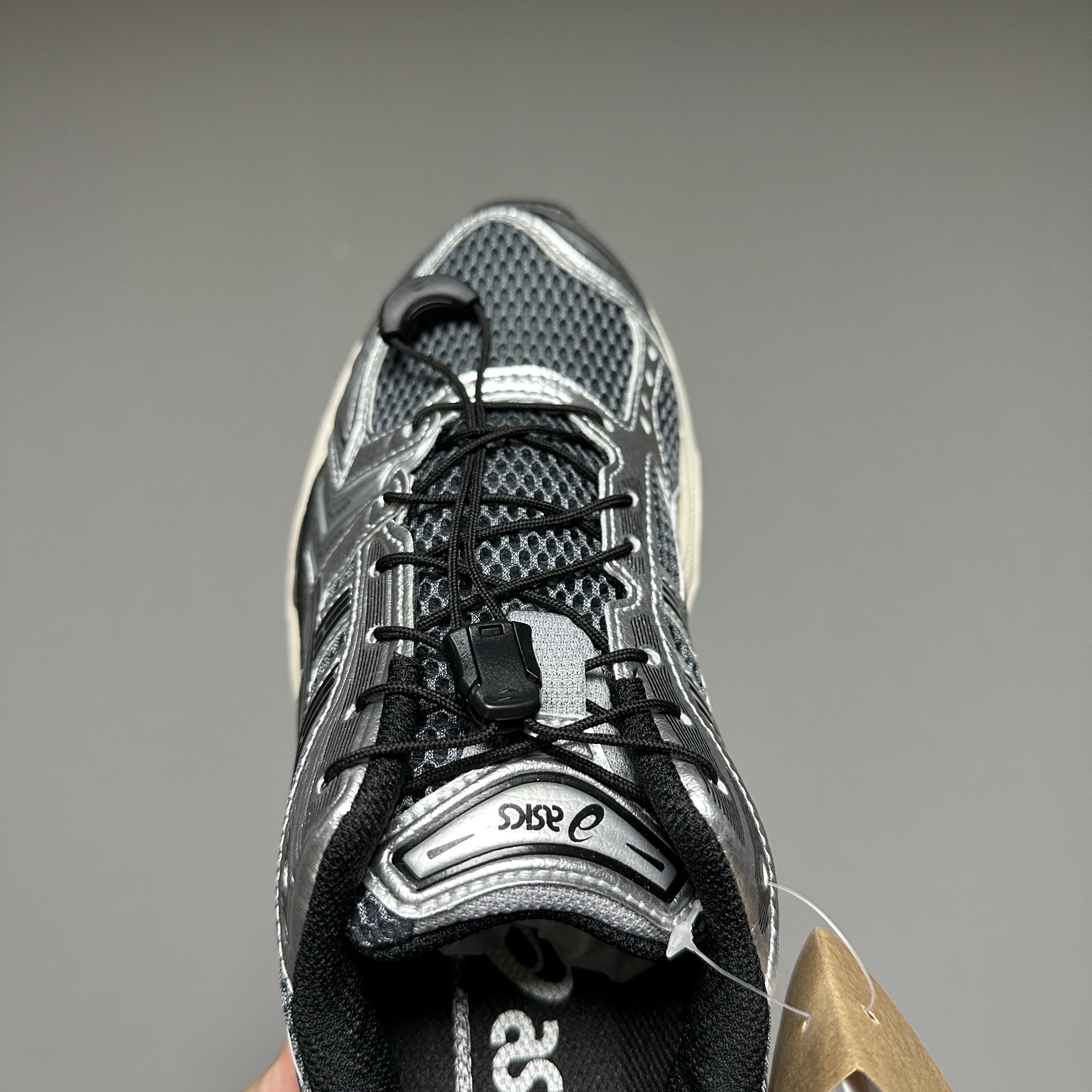 Asics Unlimited Gel-Kayano 14 Carrier Grey Black 착용 스타일 - 2
