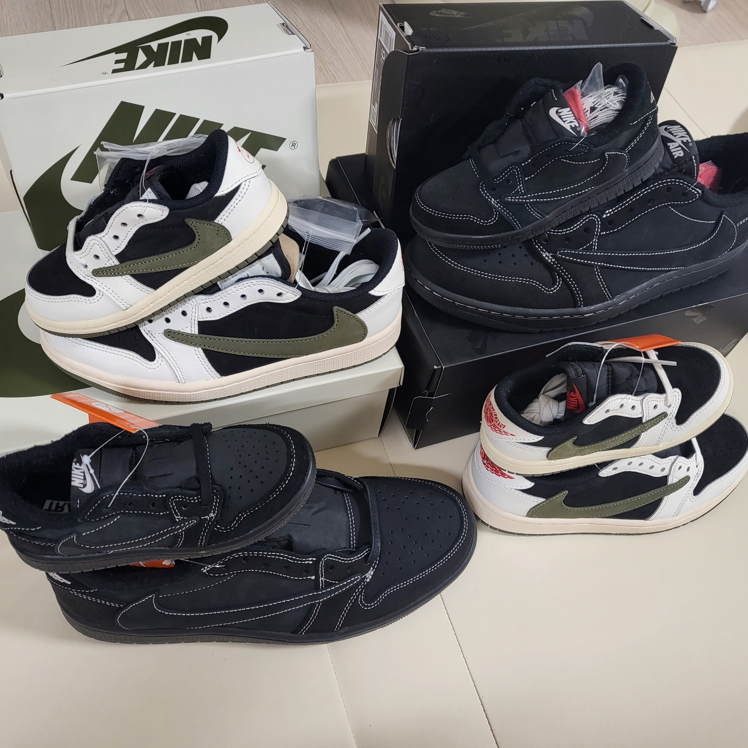 (W) Jordan 1 x Travis Scott Retro Low OG SP Medium Olive, Jordan 1 x Travis Scott Retro Low OG SP Black Phantom 착용 스타일 - 2