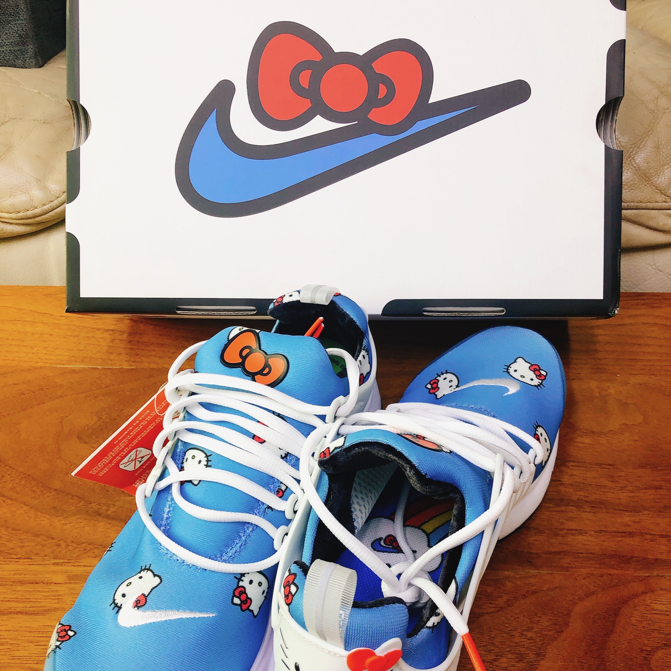 Nike x Hello Kitty Air Presto University Blue 착용 스타일 - 1