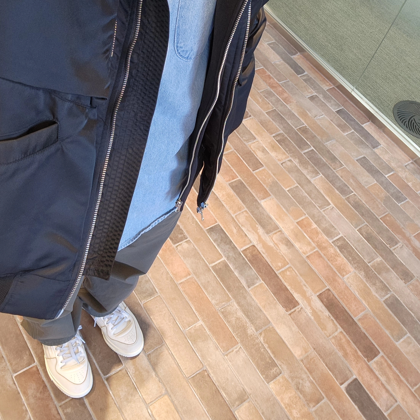 Adidas Forum Premiere Mid Off White 착용 스타일