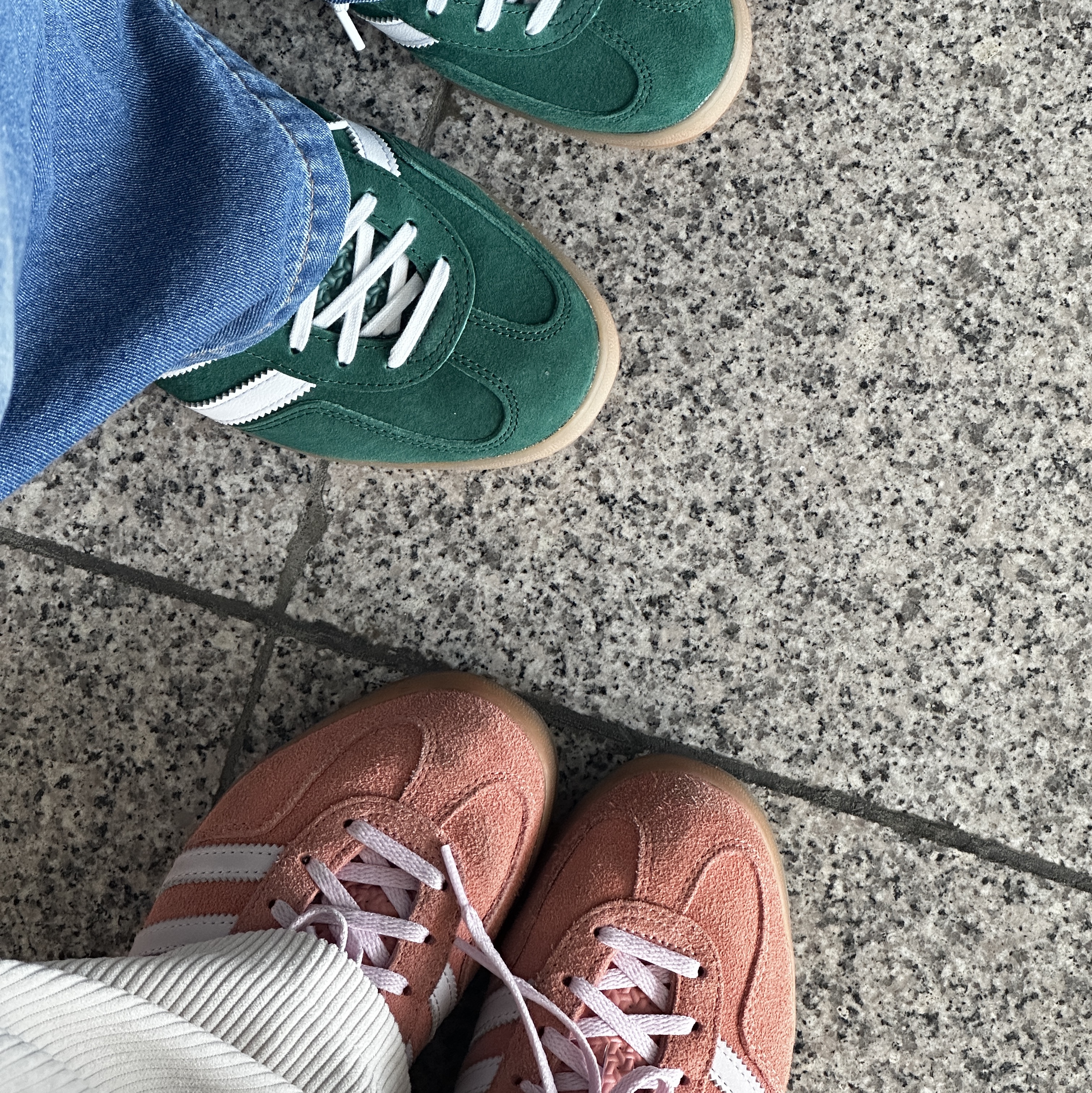 (W) Adidas Gazelle Indoor Wonder Clay Clear Pink, Adidas Gazelle Indoor Collegiate Green 착용 스타일