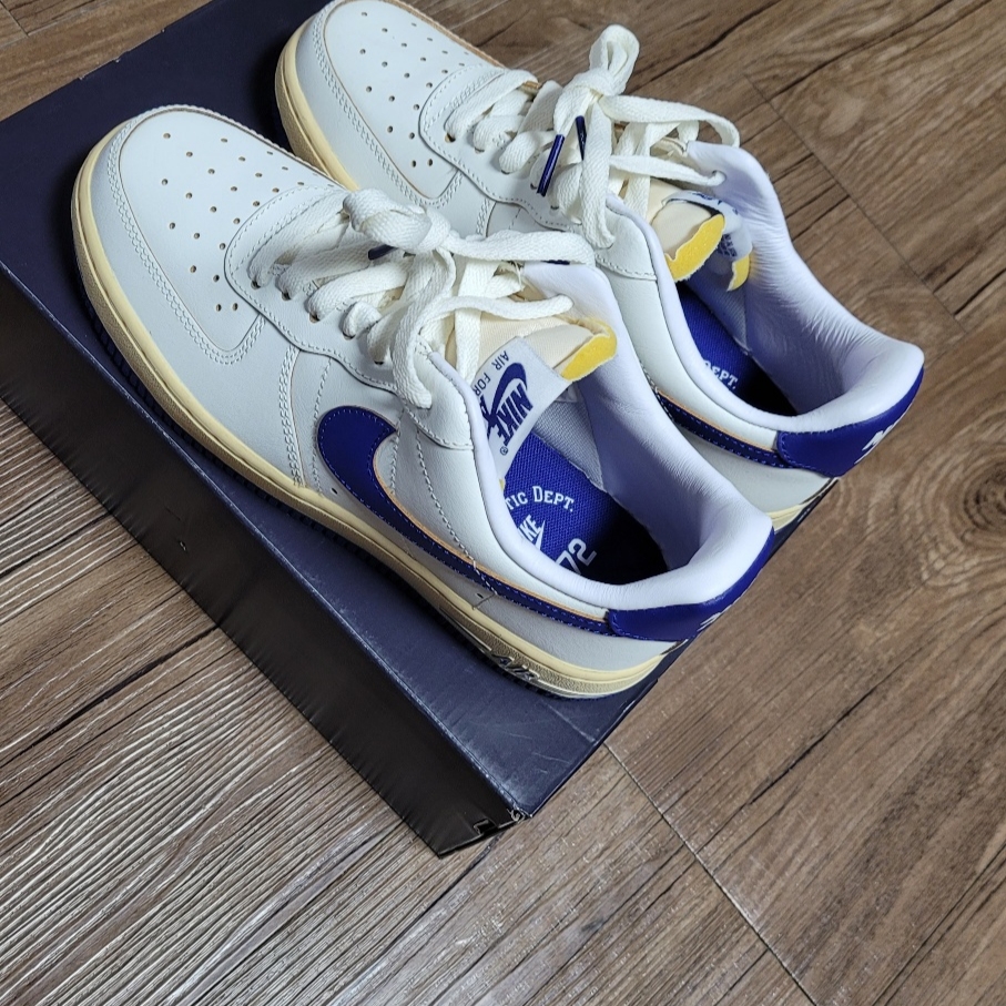 (W) Nike Air Force 1 '07 Sail Pale Vanilla 착용 스타일 - 3
