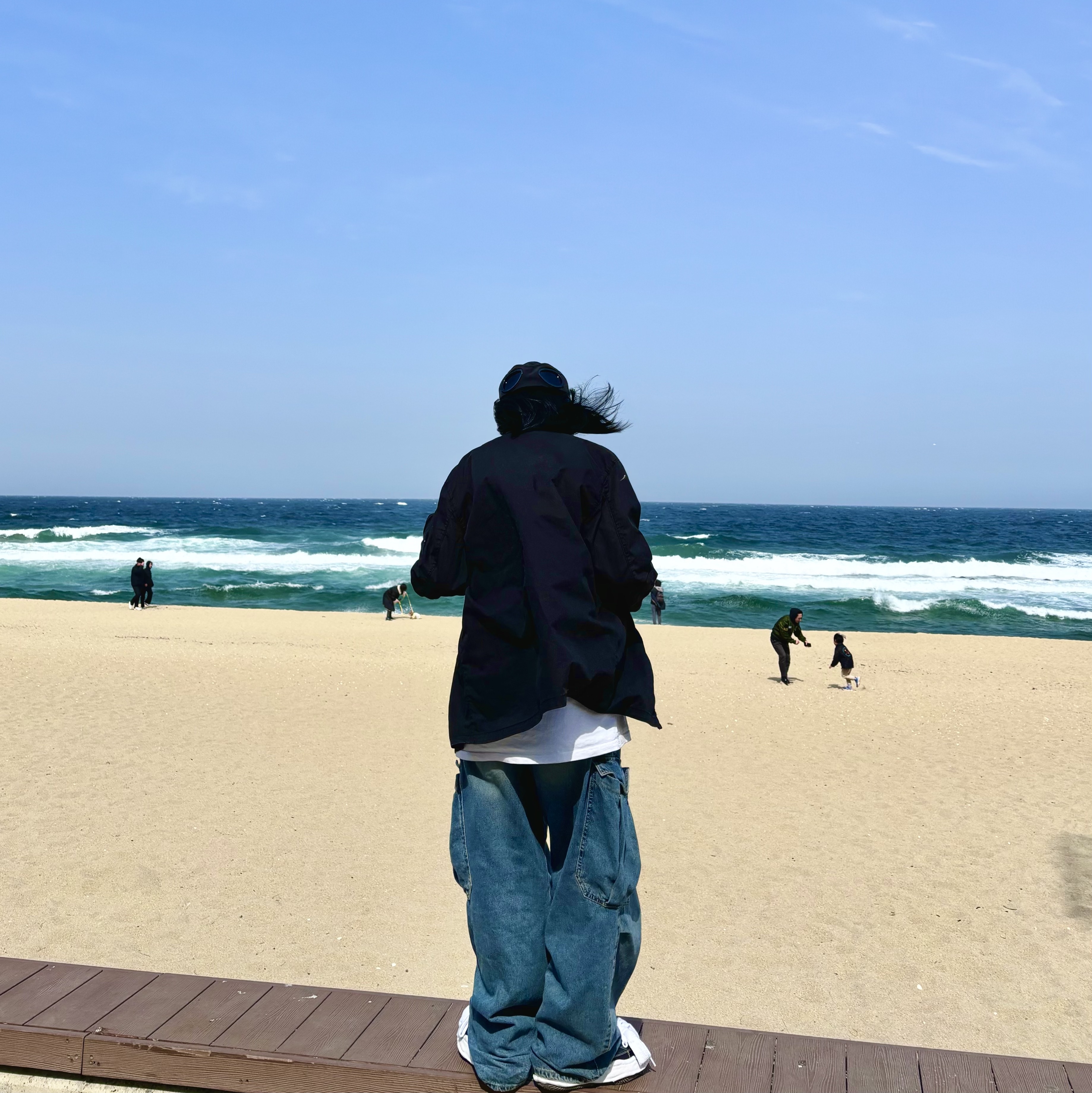 Maison Mihara Yasuhiro Blakey Puffer OG Sole Leather Low-top Sneakers Black 착용 스타일 - 1