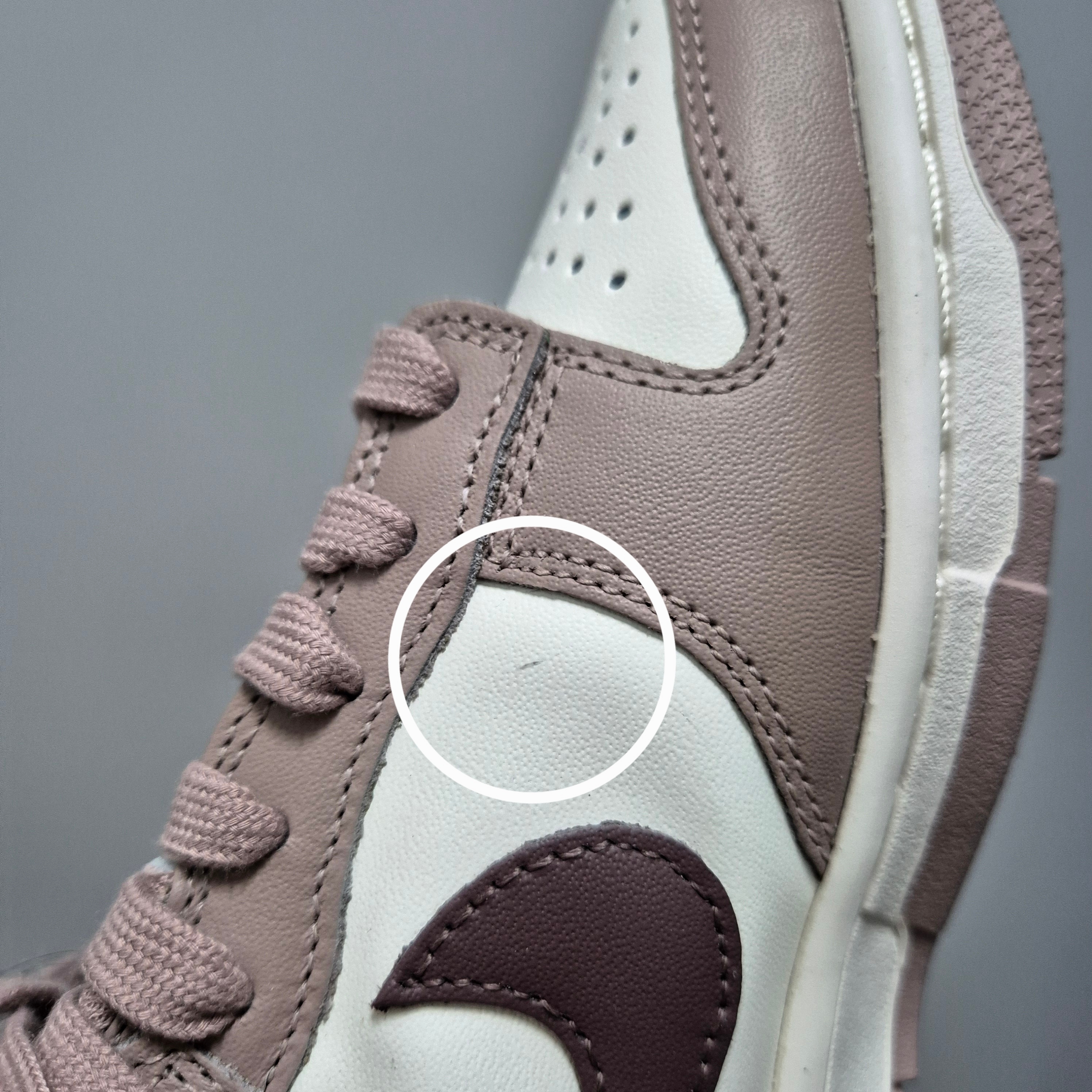 (W) Nike Dunk Low Sail Diffused Taupe 착용 스타일 - 3