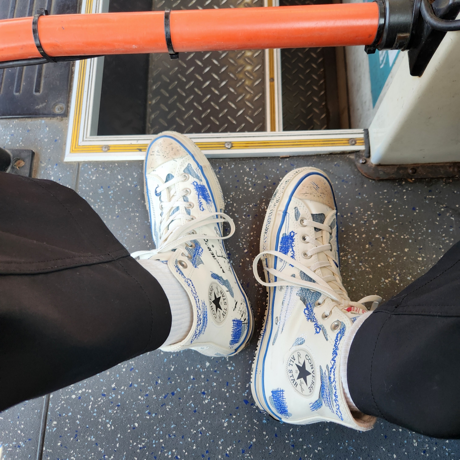 Converse x Ader Error Chuck 70 High White 착용 스타일