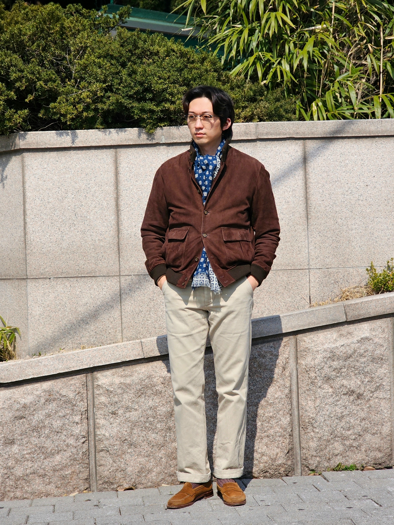 Alden 6243 Suede Unlined Flex Penny Loafer Snuff - D 착용 스타일 - 2