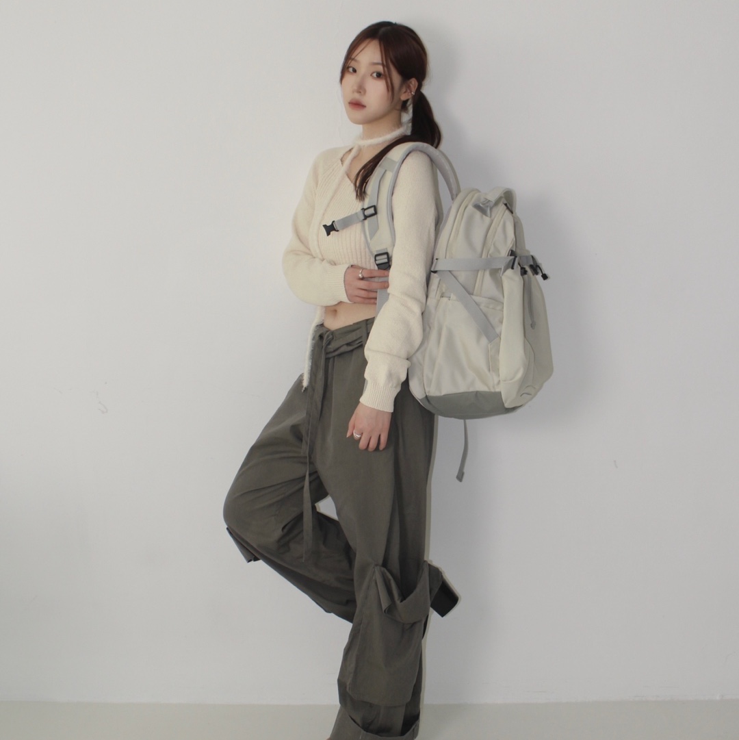 RAWROW Heavy Duty Backpack 811 811 Cream 착용 스타일 - 3