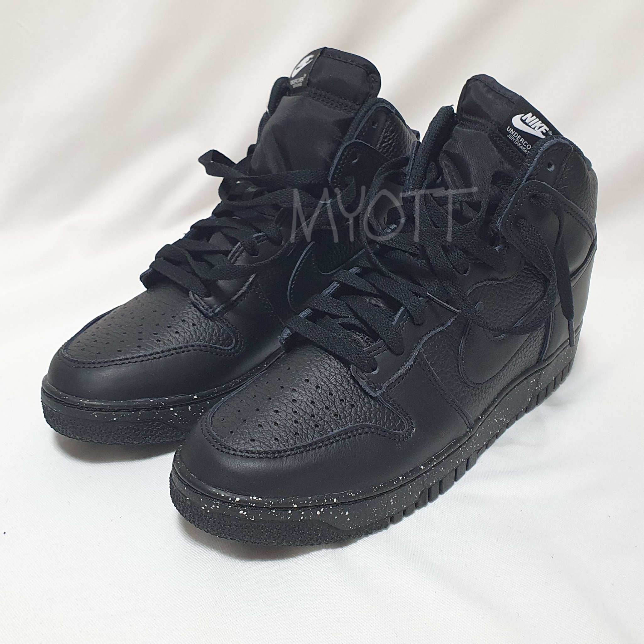 Nike x Undercover Dunk High 1985 Black 착용 스타일 - 3