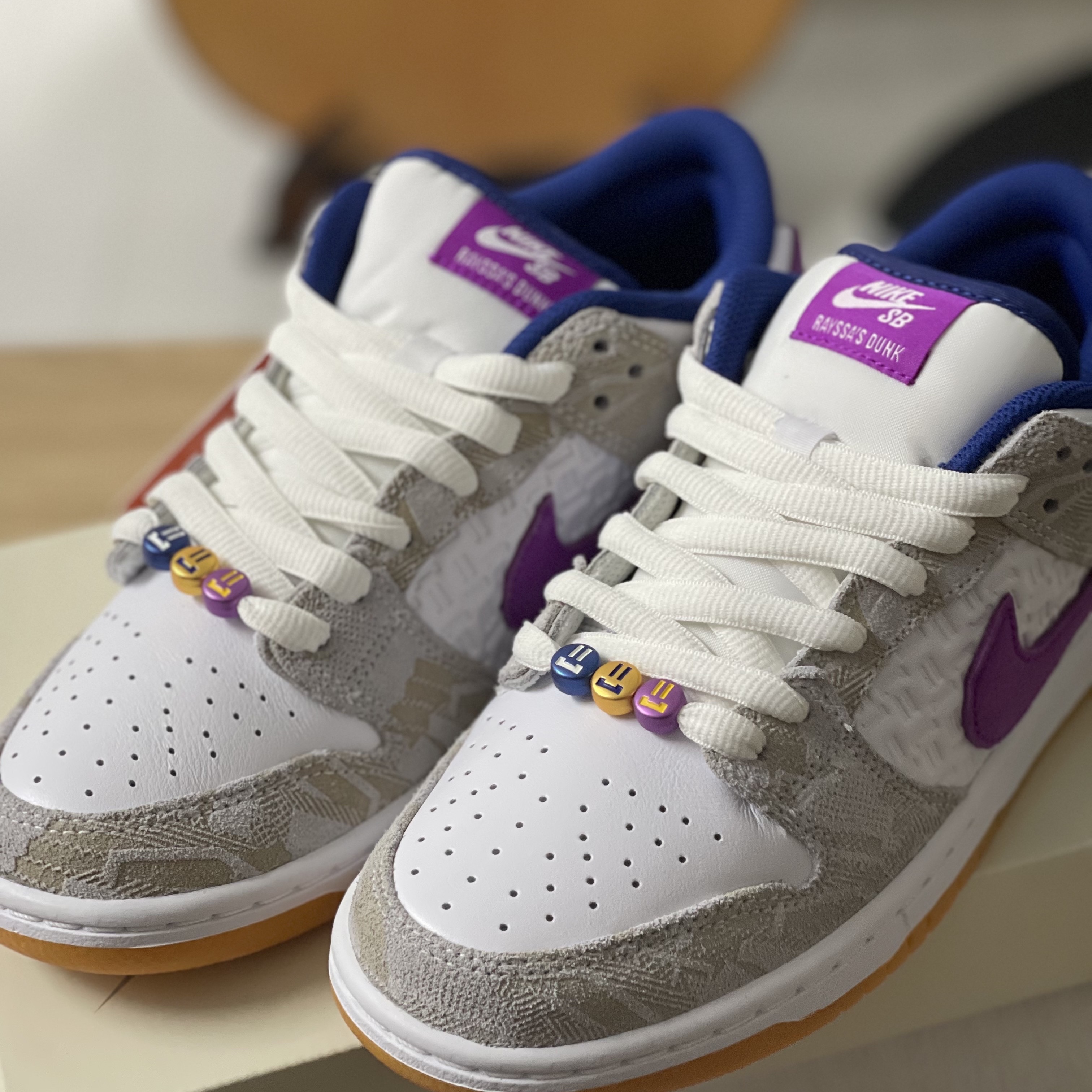 Nike x Rayssa Leal SB Dunk Low PRM Pure Platinum Vivid Purple 착용 스타일