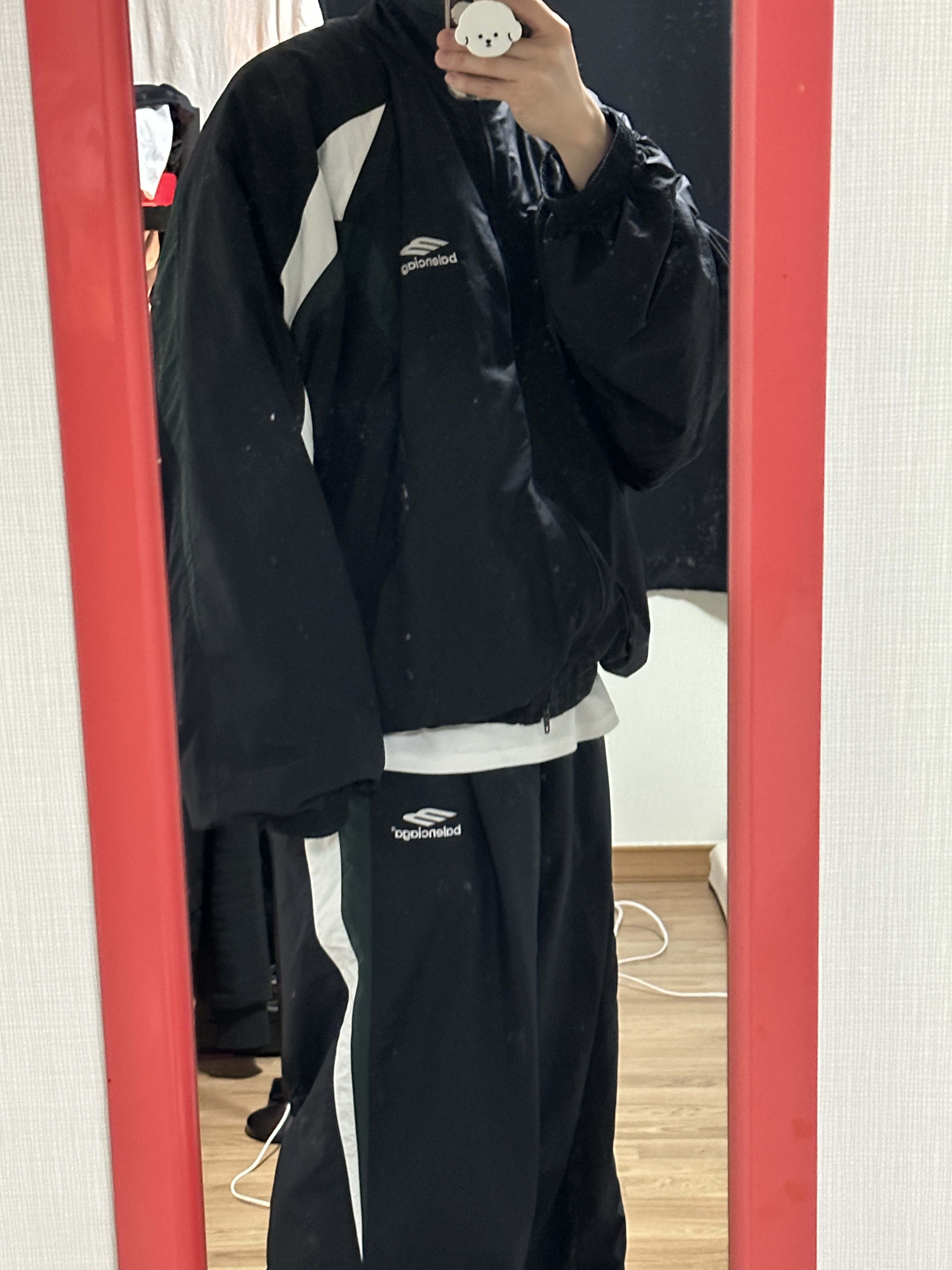 Balenciaga 3B Sports Icon Track Jacket Black, Balenciaga 3B Sports Icon Tracksuit Pants Black 착용 스타일 - 2