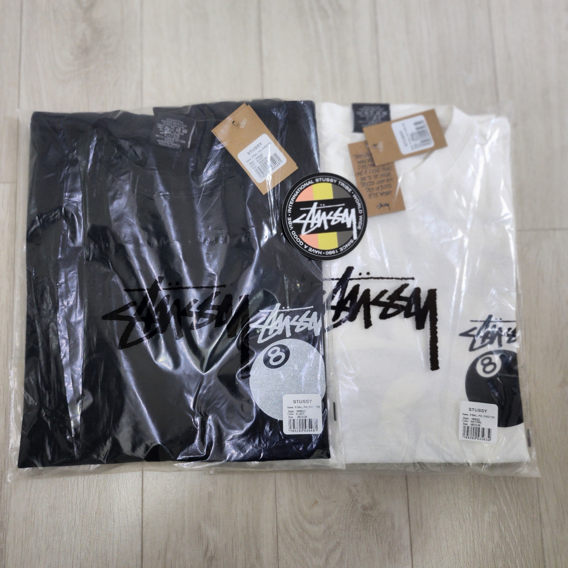 Stussy 8 Ball Pigment Dyed T-Shirt Natural, Stussy 8 Ball Pigment Dyed T-Shirt Black 착용 스타일