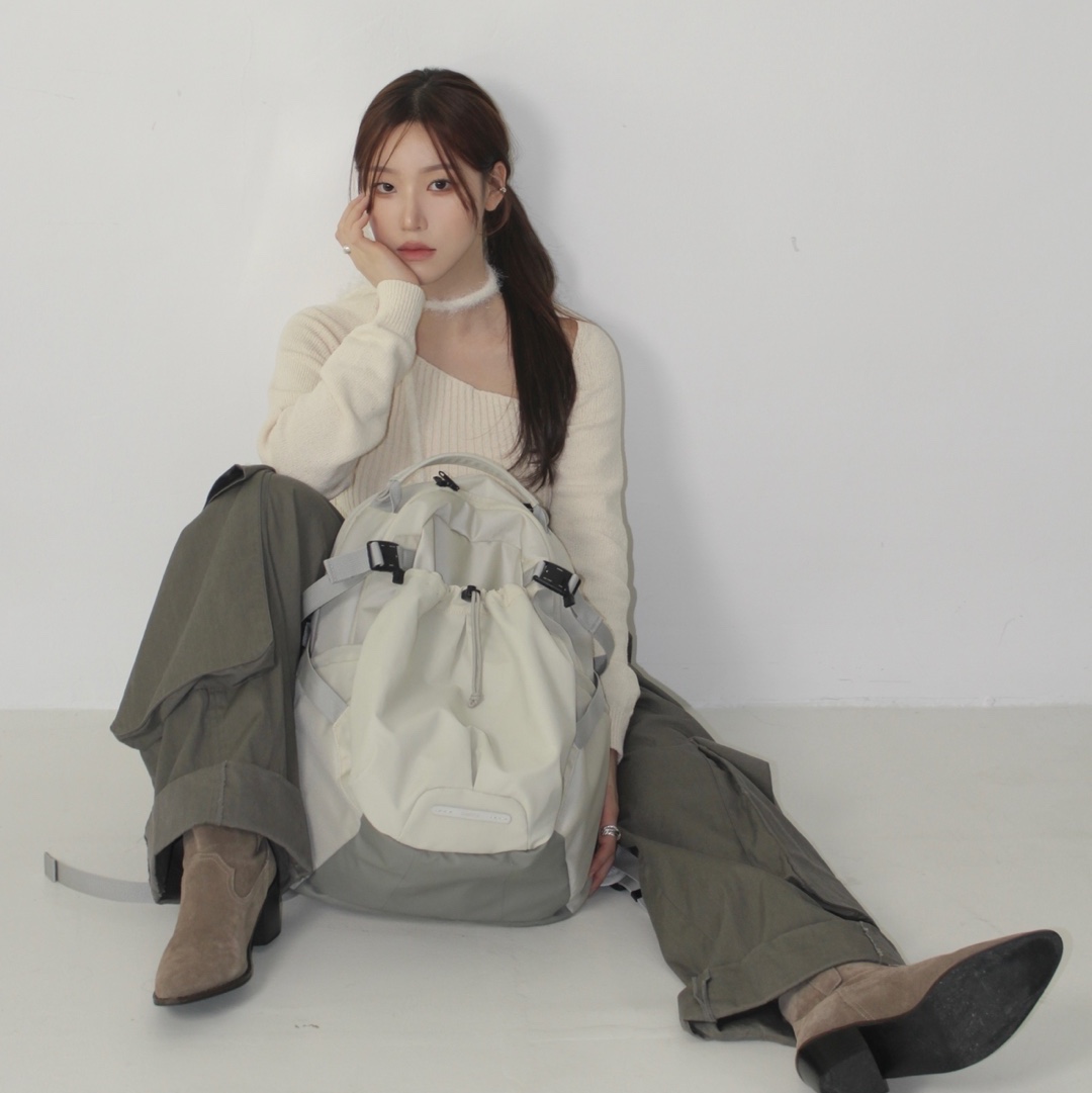 RAWROW Heavy Duty Backpack 811 811 Cream 착용 스타일 - 5