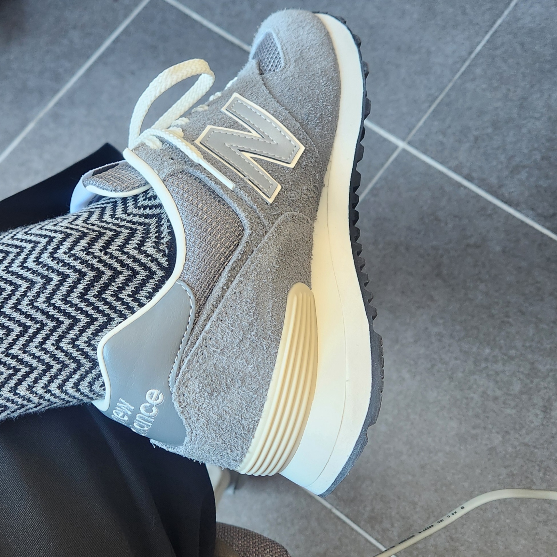 New Balance x Pottery 574 Premium Soft Grey 착용 스타일