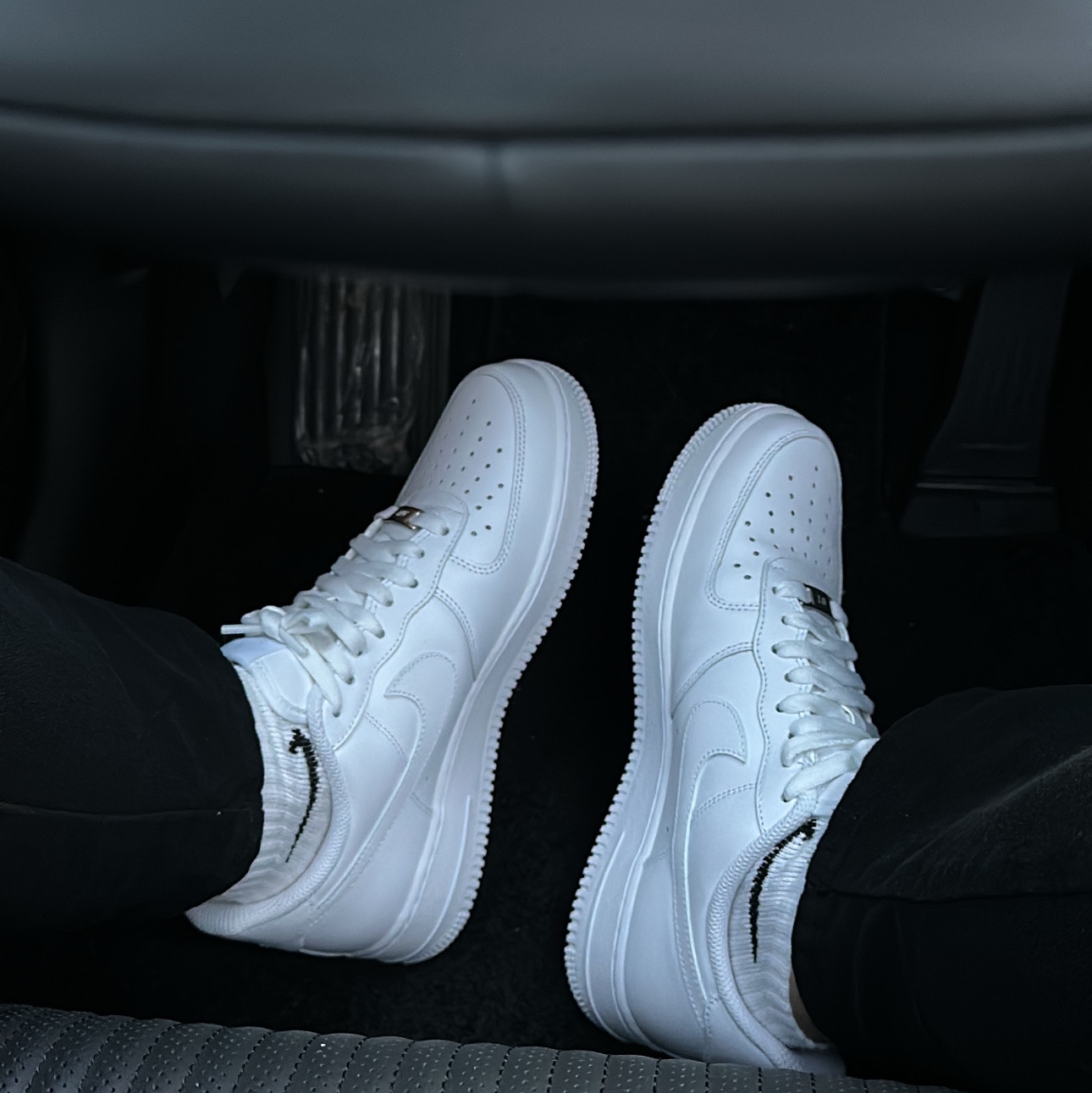 Nike Air Force 1 '07 Low White 착용 스타일 - 2