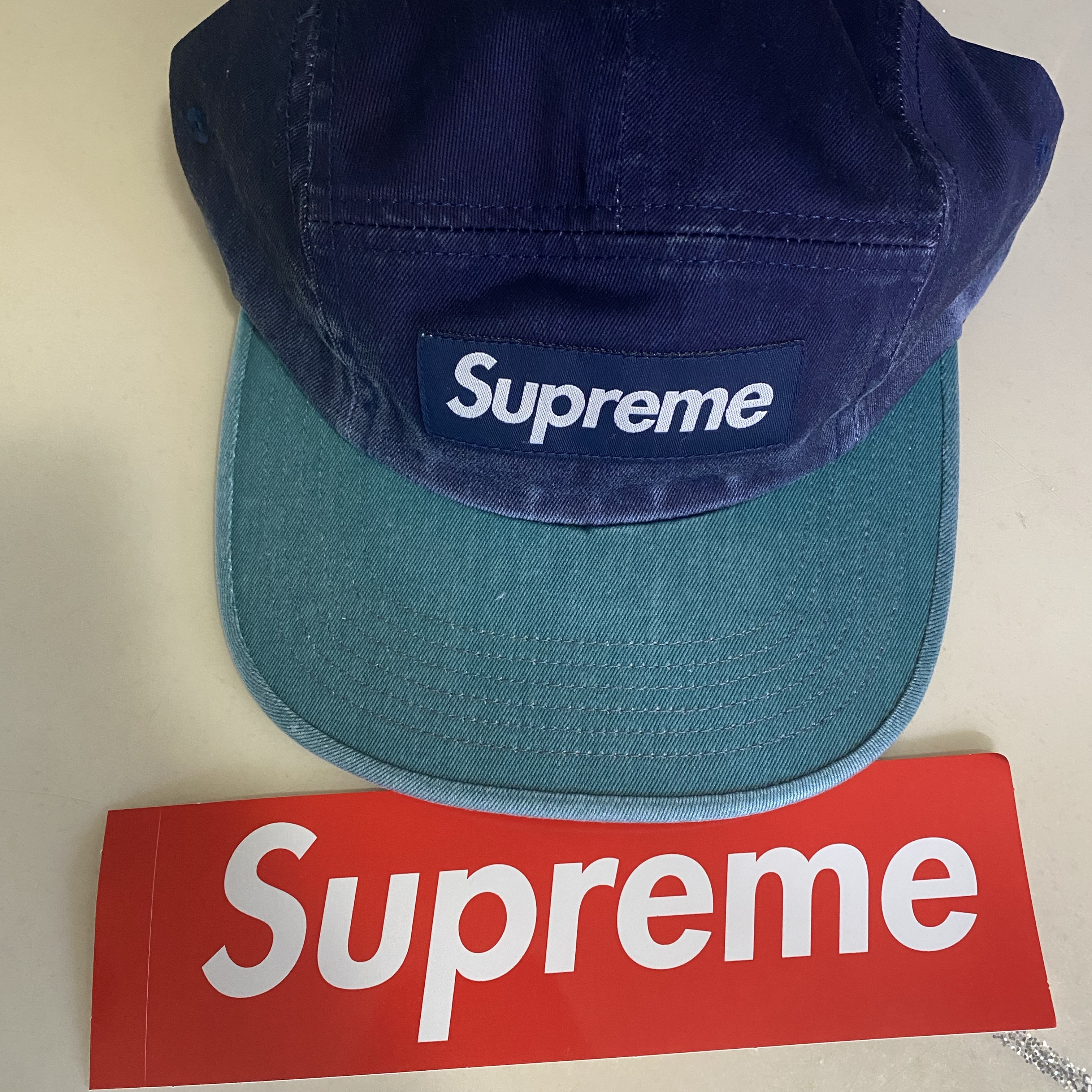 Supreme Pigment 2-Tone Camp Cap Navy - 24SS 착용 스타일 - 1