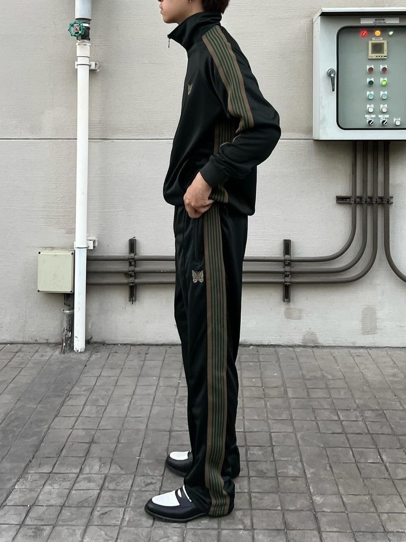 Needles H.D. Track Pants Poly Smooth Ivy Green, Needles Narrow Track Pants Poly Smooth Maroon 착용 스타일 - 6