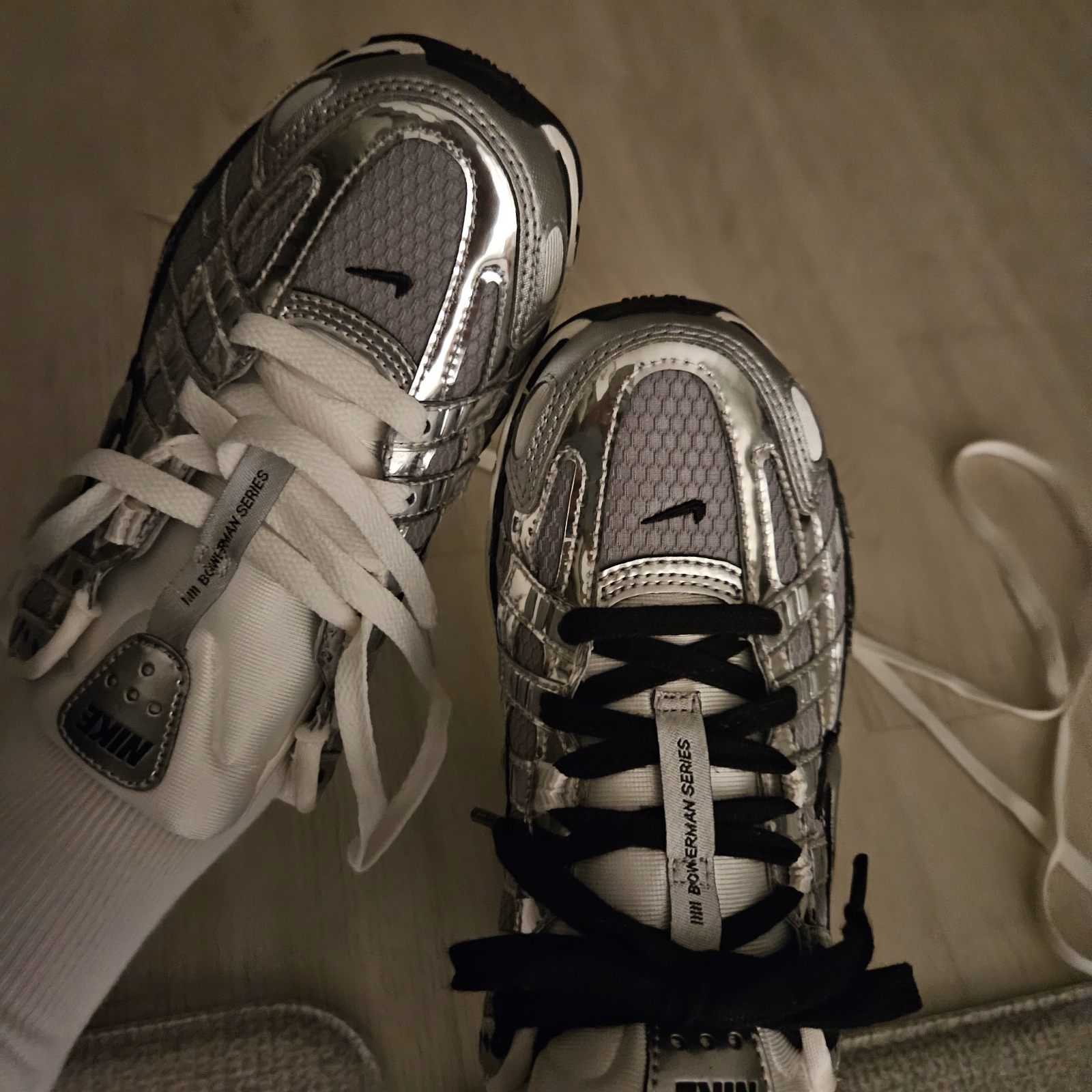 Nike P-6000 Metallic Silver 착용 스타일