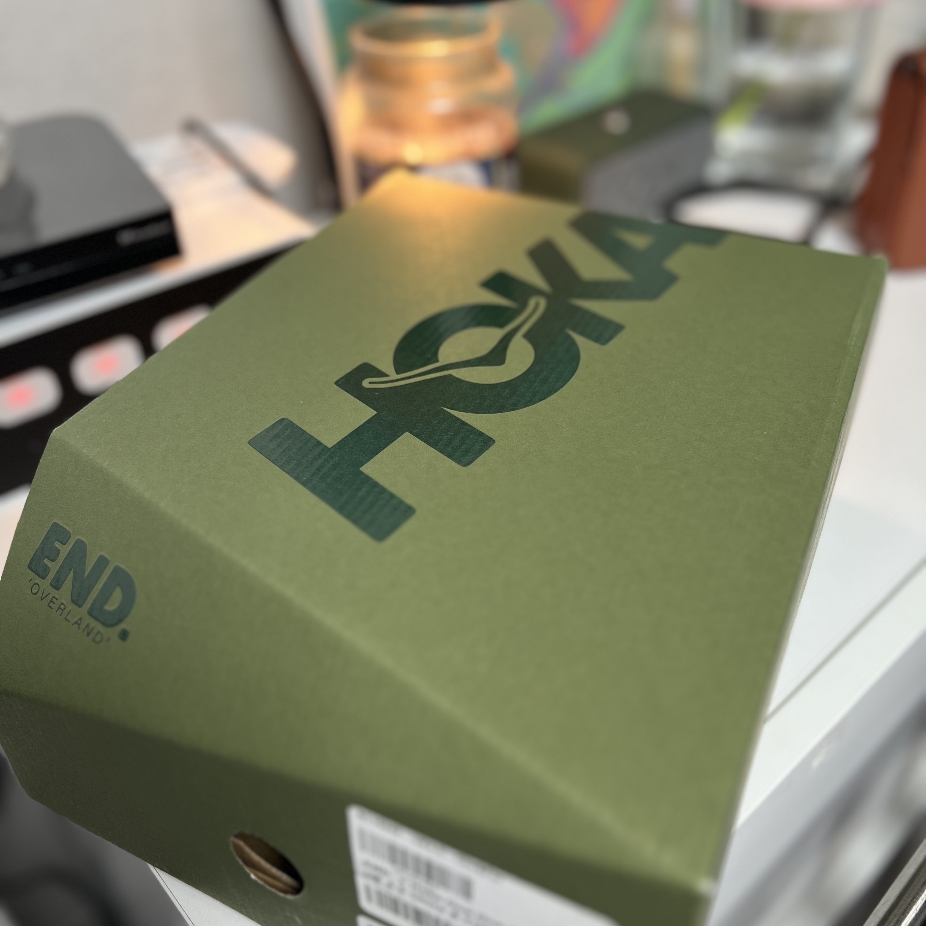 Hoka x END. Kaha Low Gore-Tex Chive Flan 착용 스타일 - 4