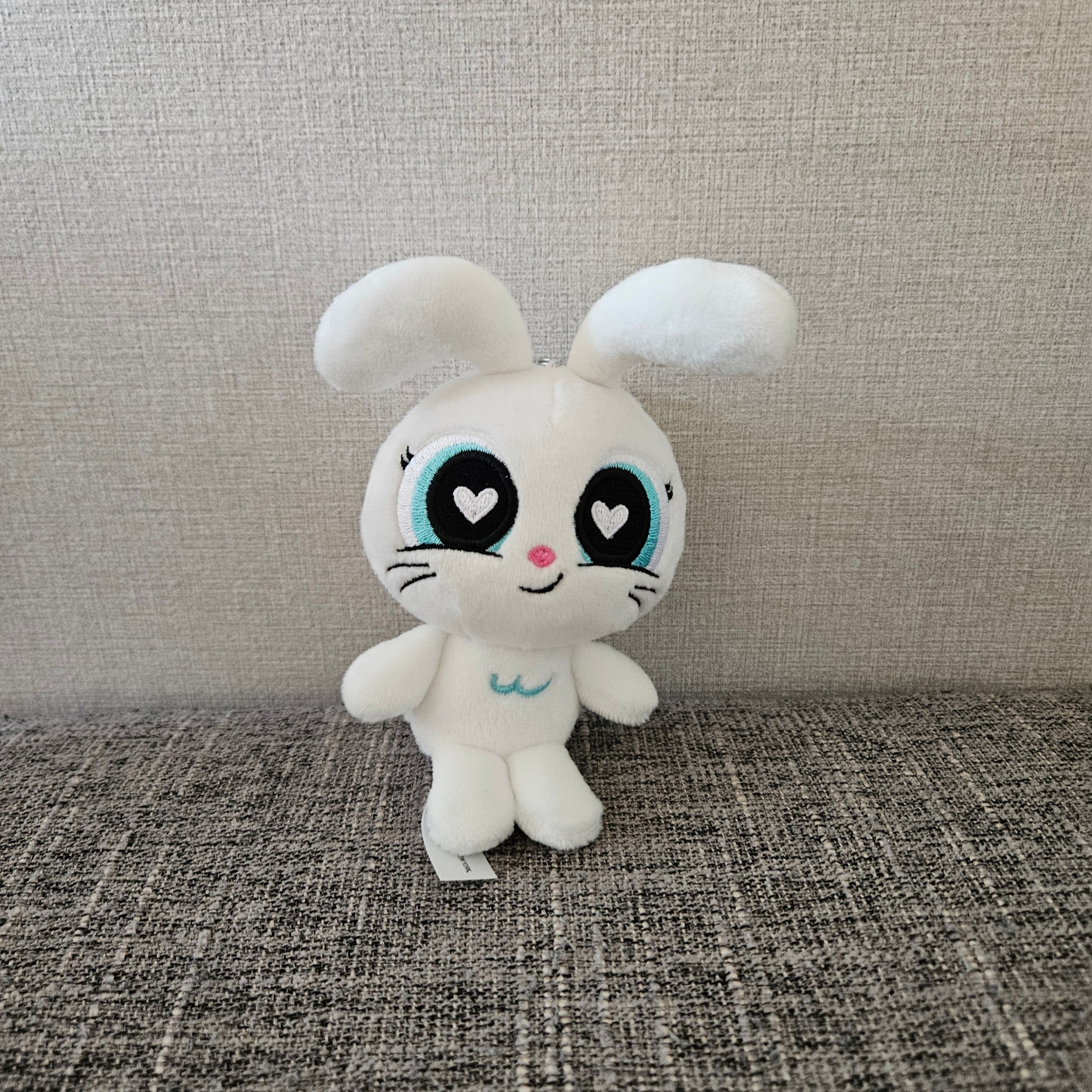 Newjeans x The Powerpuff Girls Bag Charm Bunny 착용 스타일
