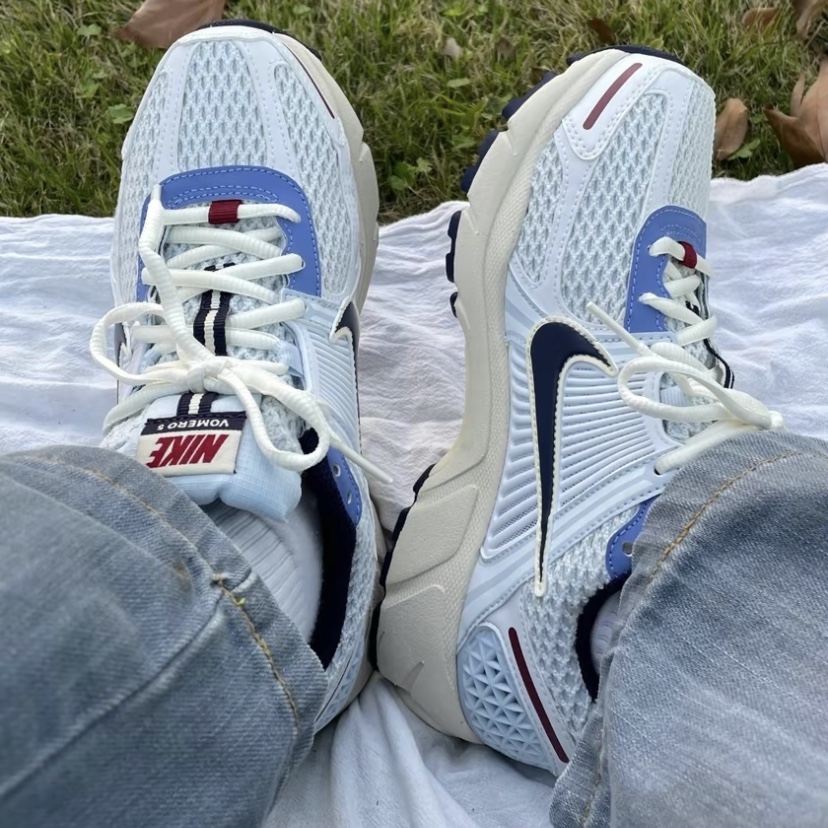 (W) Nike Zoom Vomero 5 Blue Tint Purple Ink 착용 스타일