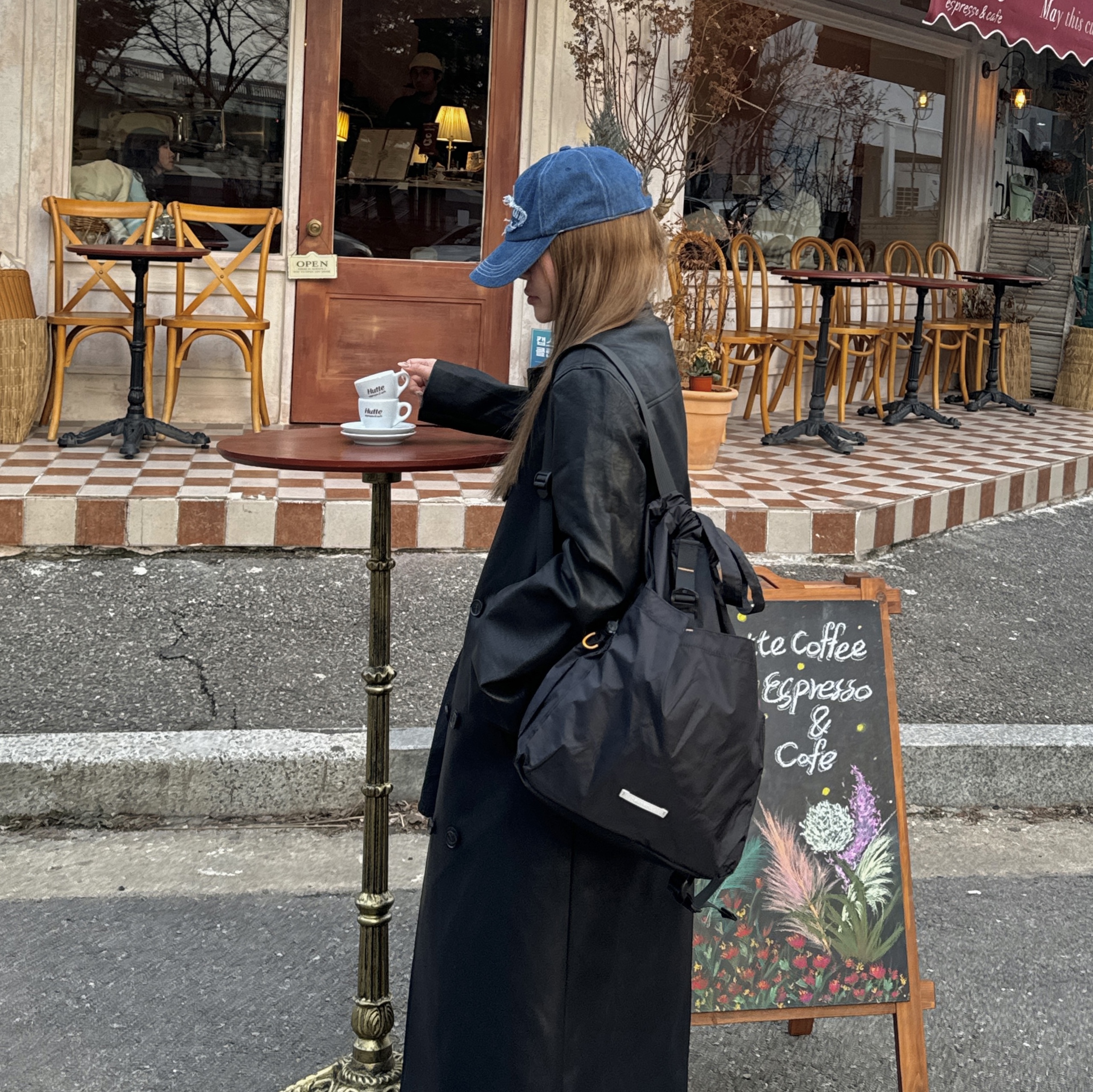 RAWROW Travel String Backpack Mini 720 Black 착용 스타일 - 4