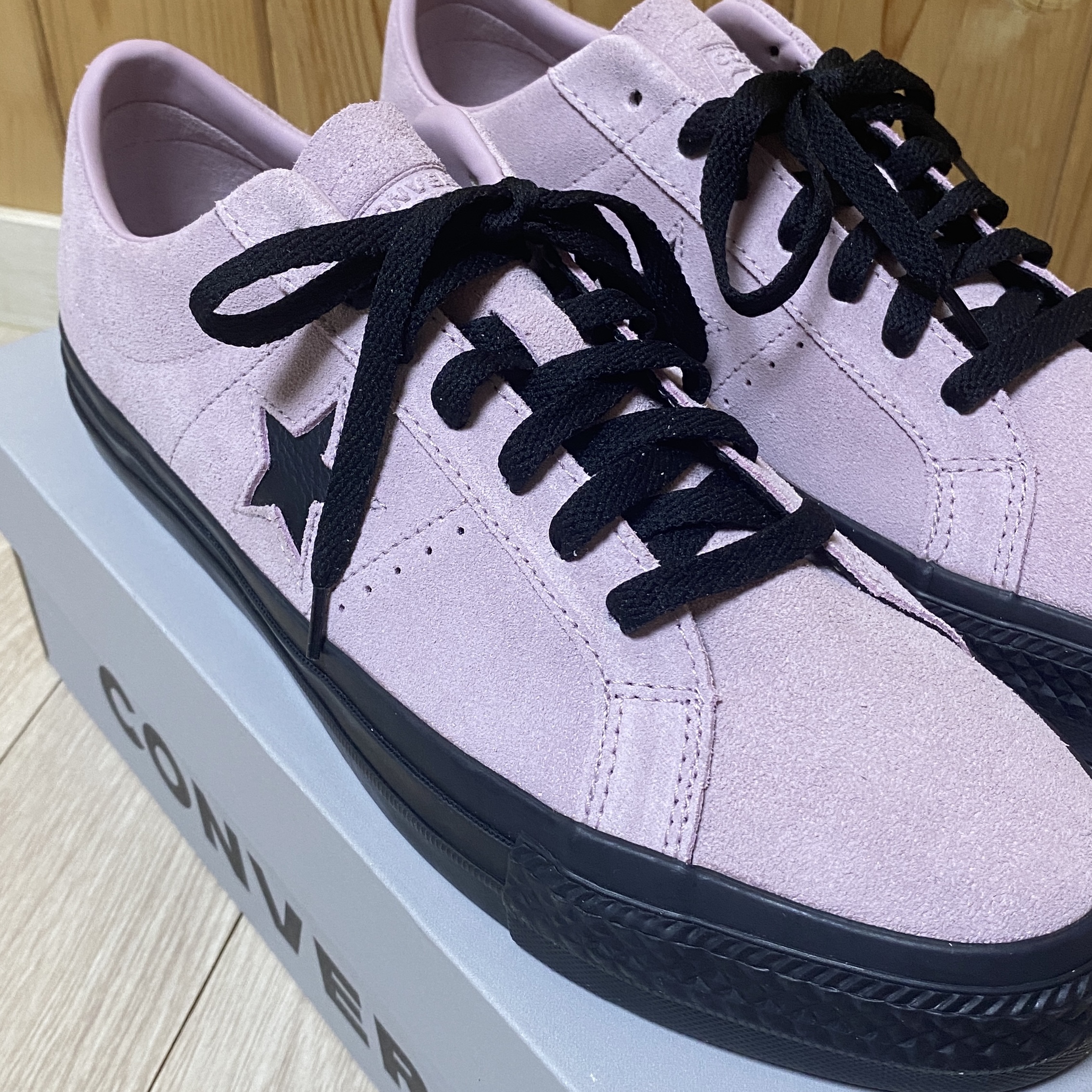 Converse One Star Pro Classic Suede Phantom Violet 착용 스타일 - 2