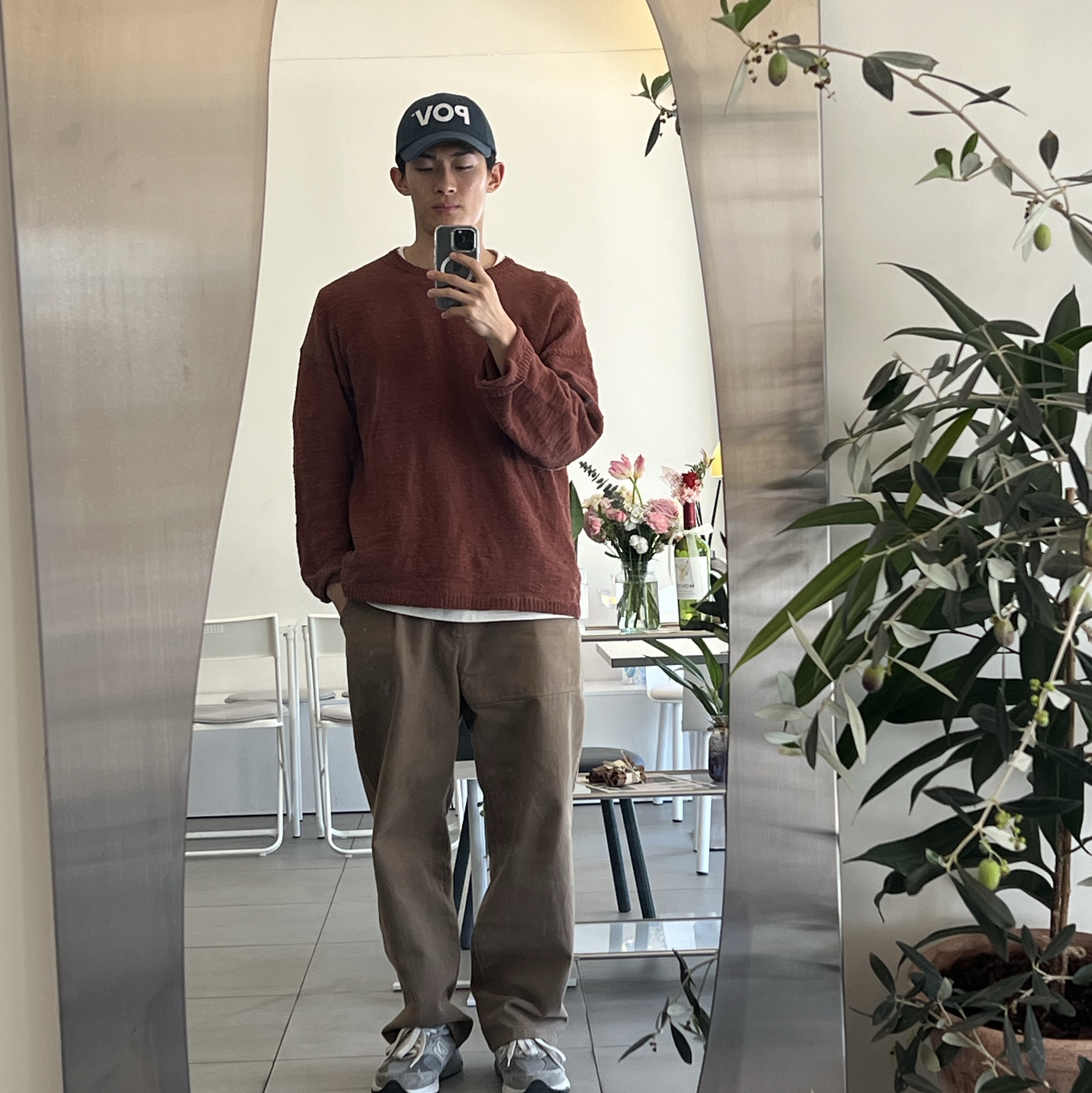 Jacquemus Le Sweatshirt Jacquemus Hooded Sweatshirt Light Khaki, Stussy Basic Stussy Hoodie Coffee 2022 착용 스타일 - 6