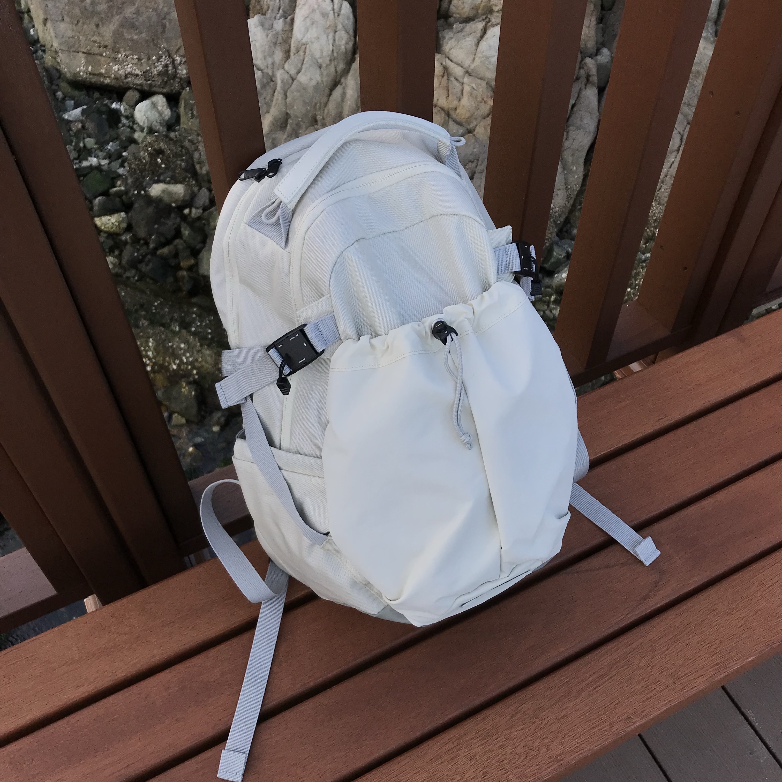 RAWROW Heavy Duty Backpack 811 811 Cream 착용 스타일 - 2