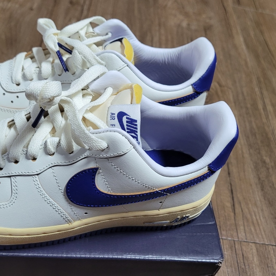(W) Nike Air Force 1 '07 Sail Pale Vanilla 착용 스타일 - 2