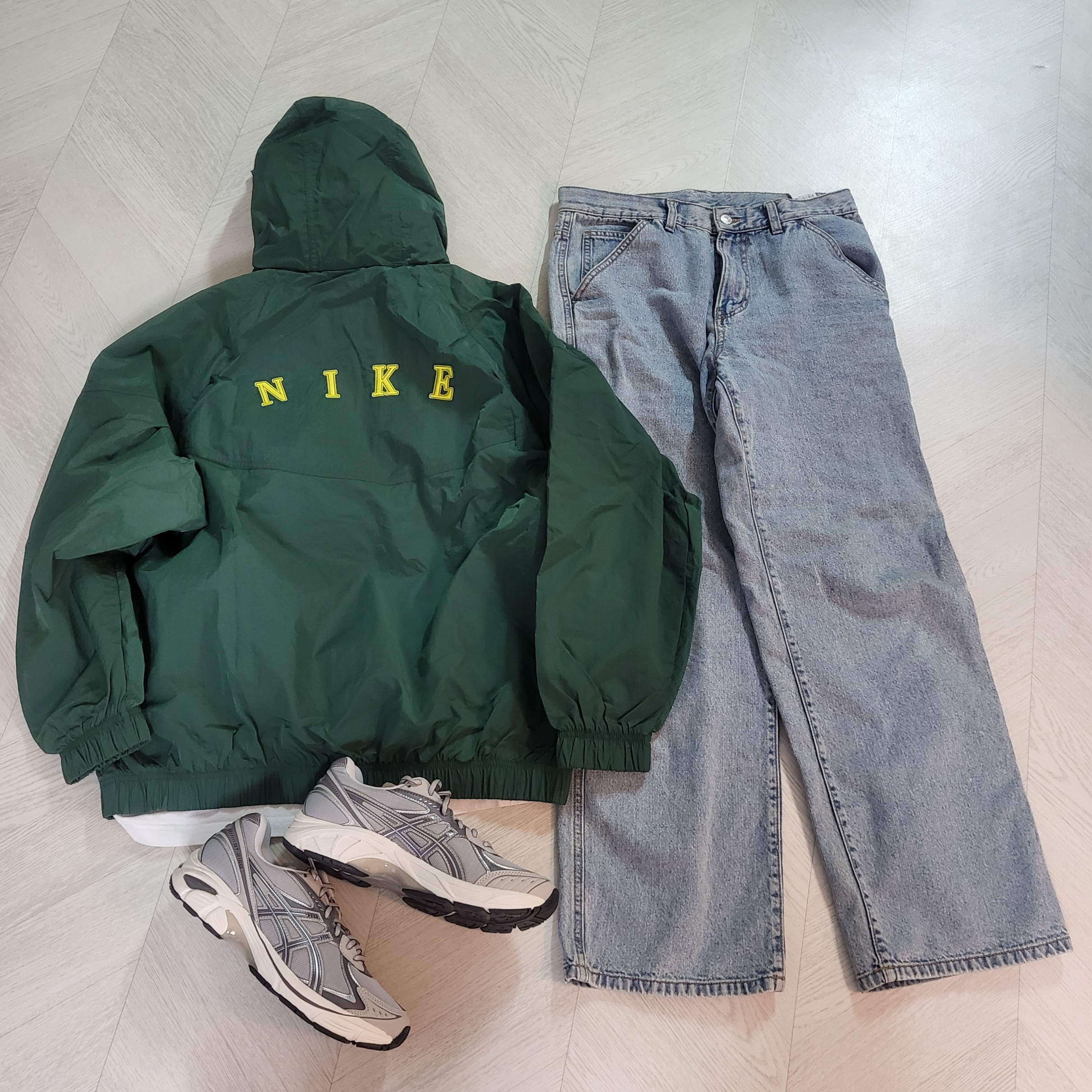 Nike NSW Windrunner Half Zip Lined Hooded Jacket Noble Green - Asia, Asics GT-2160 Oyster Grey Carbon 착용 스타일 - 2