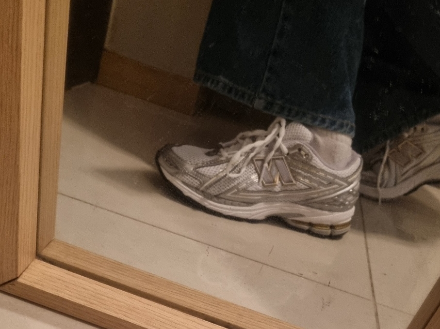 New Balance 1906R White Metallic Silver 착용 스타일 - 2