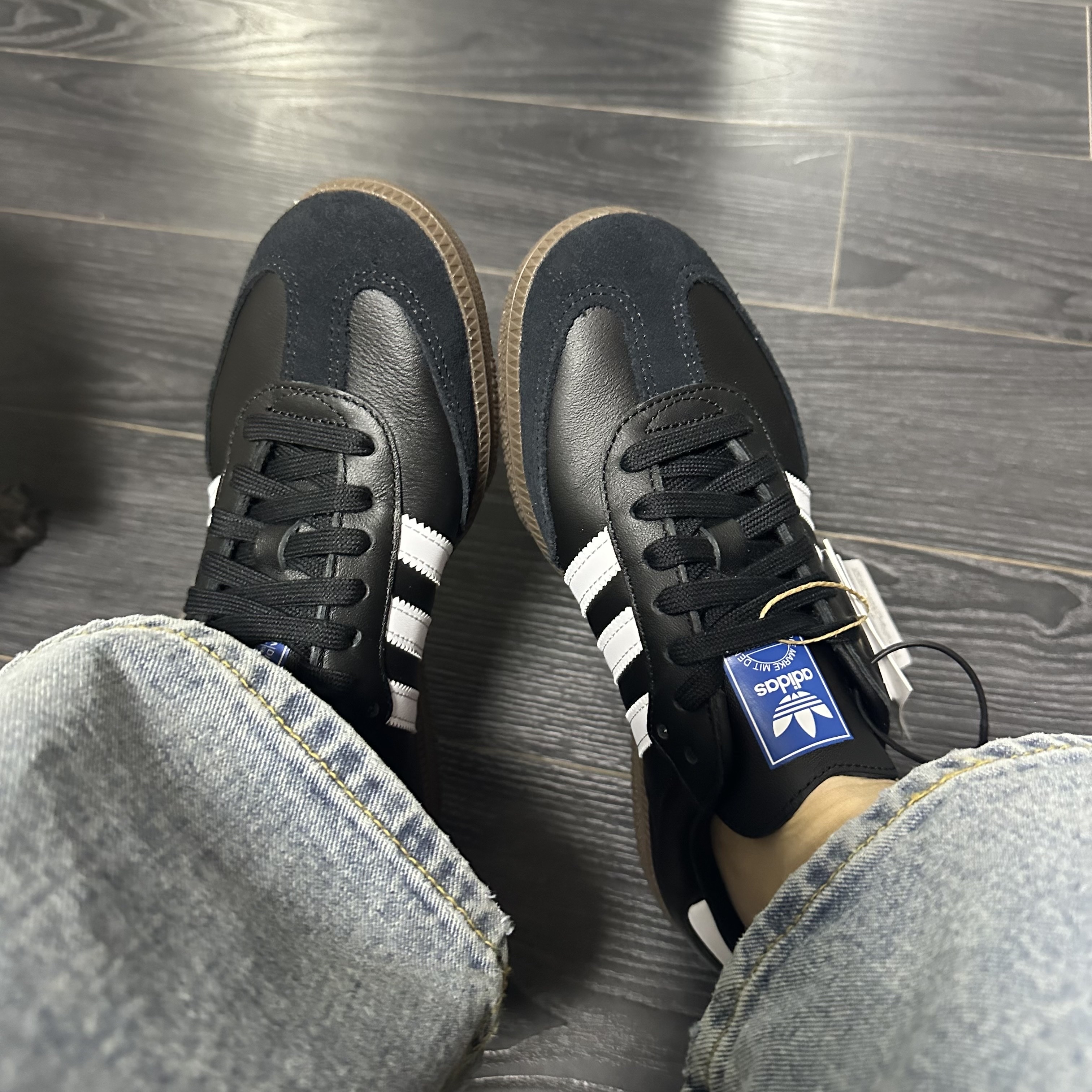 Adidas Samba OG Black White Gum 착용 스타일 - 1