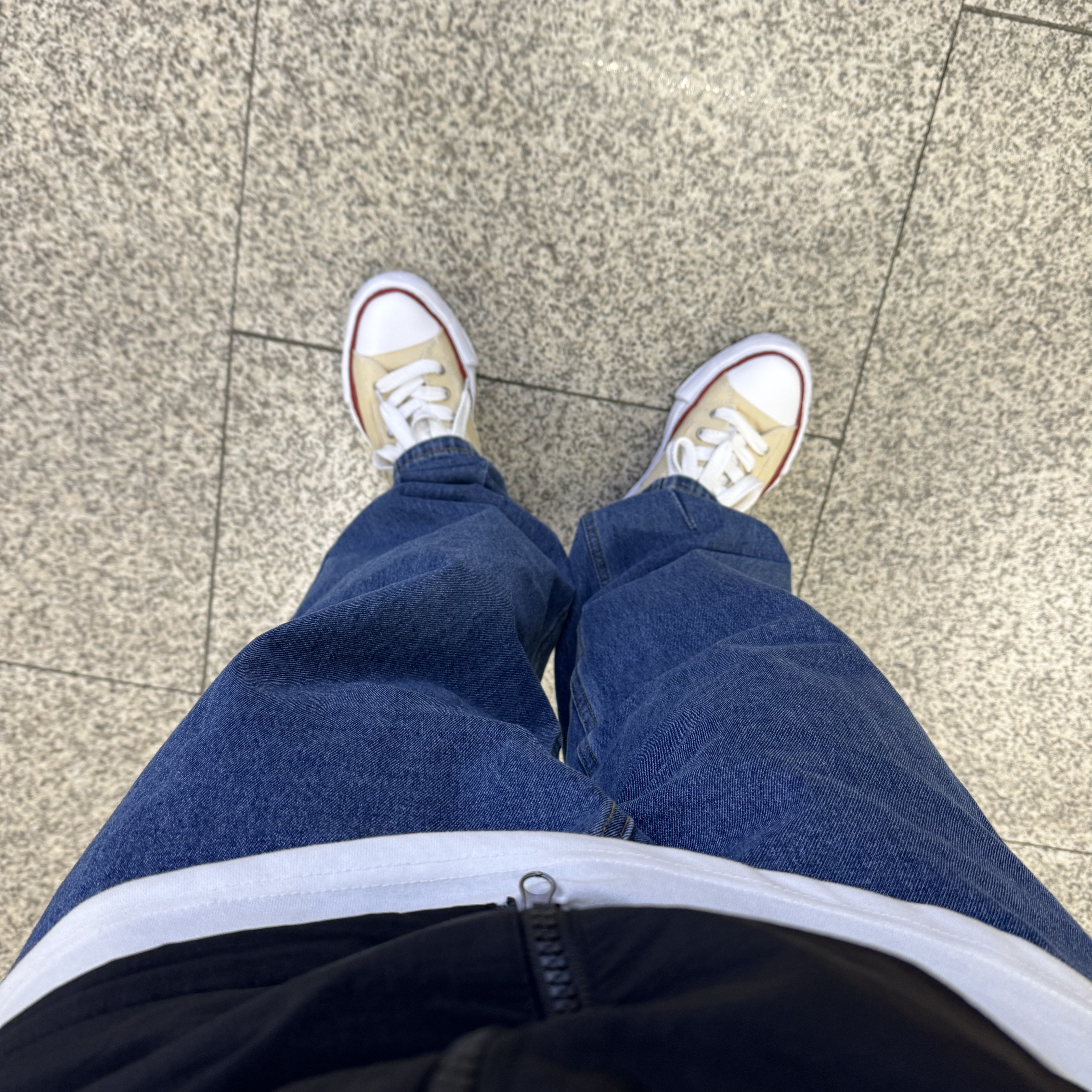 Maison Mihara Yasuhiro Peterson OG Sole Canvas Low-top Sneakers Natural 착용 스타일