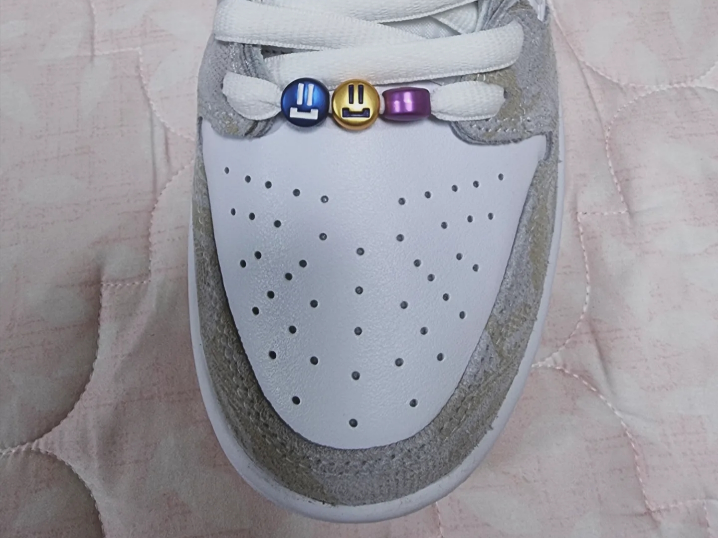 Nike x Rayssa Leal SB Dunk Low PRM Pure Platinum Vivid Purple 착용 스타일 - 2